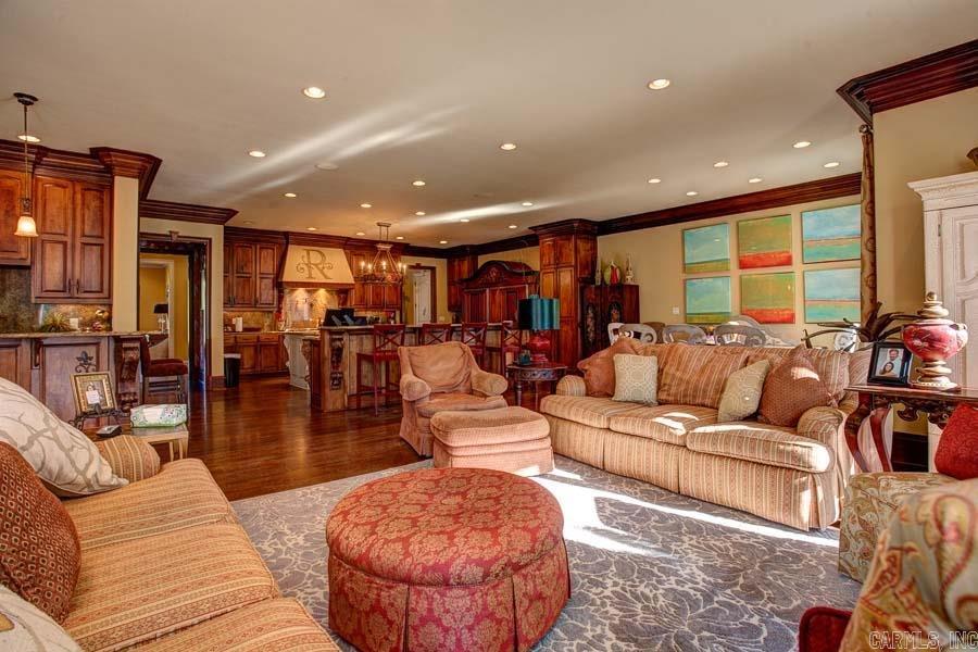 PARK HILL - Residential