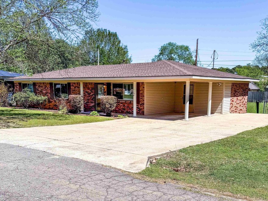 This cozy 3 bedroom 2 bath home has had many updates including new roof in 2024, new windows, new quartz countertops and appliances, new floors, new paint, good size laundry room, nice size backyard, 1 car carport with extra parking pad, rv hookup. Great location in a nice quiet subdivision. See Agent Remarks