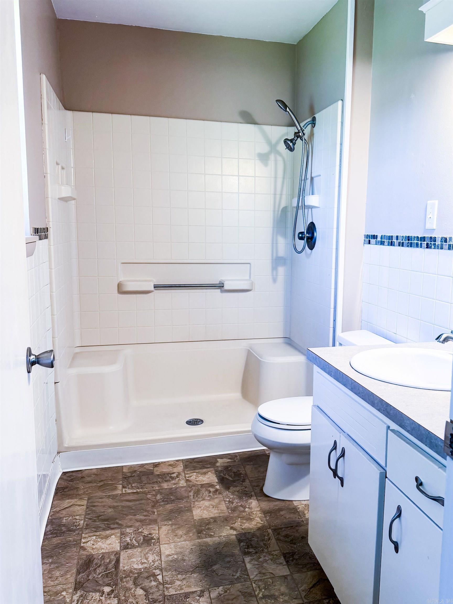 MCCULLOCH ADD - Residential