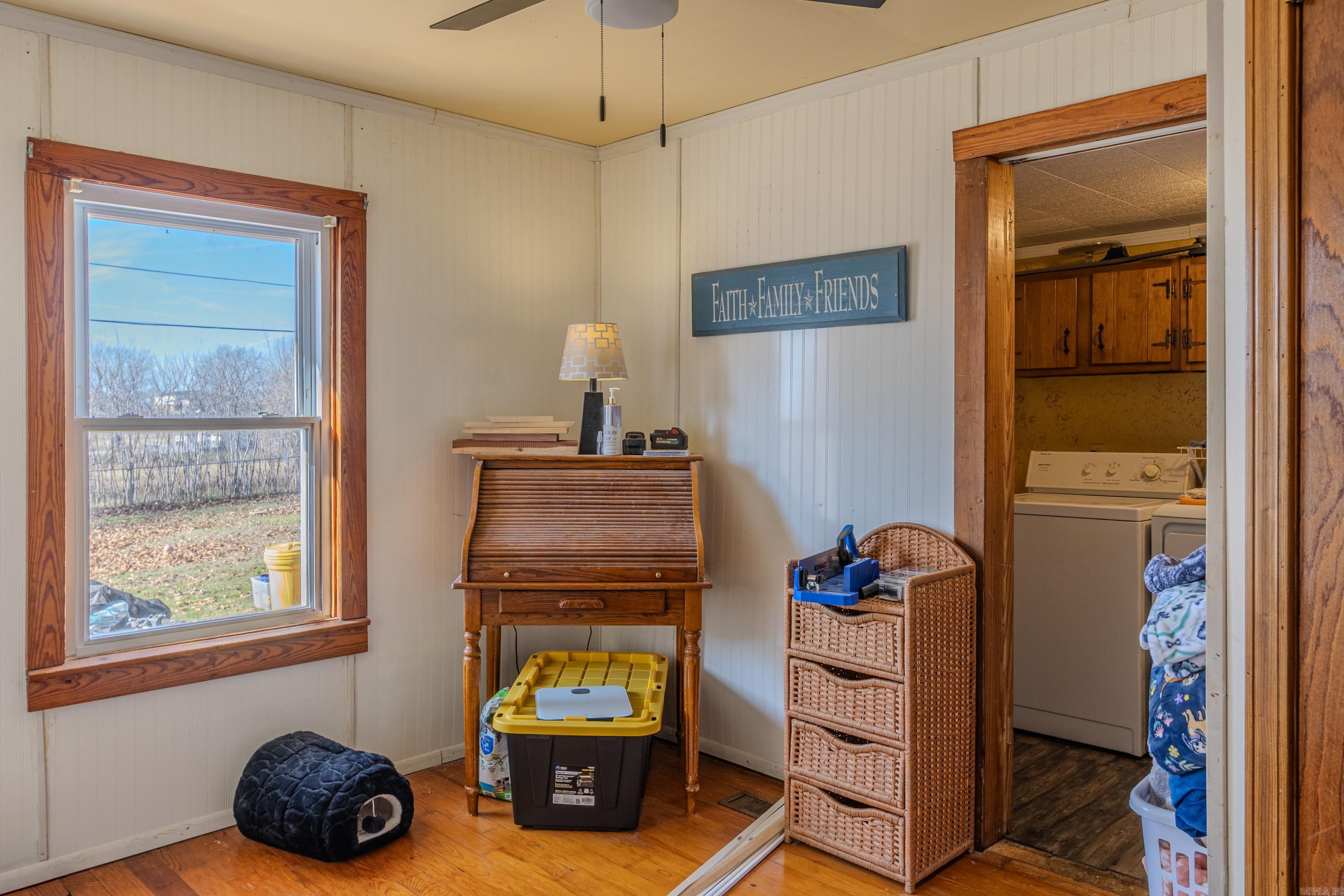 Crouch 2nd - Residential