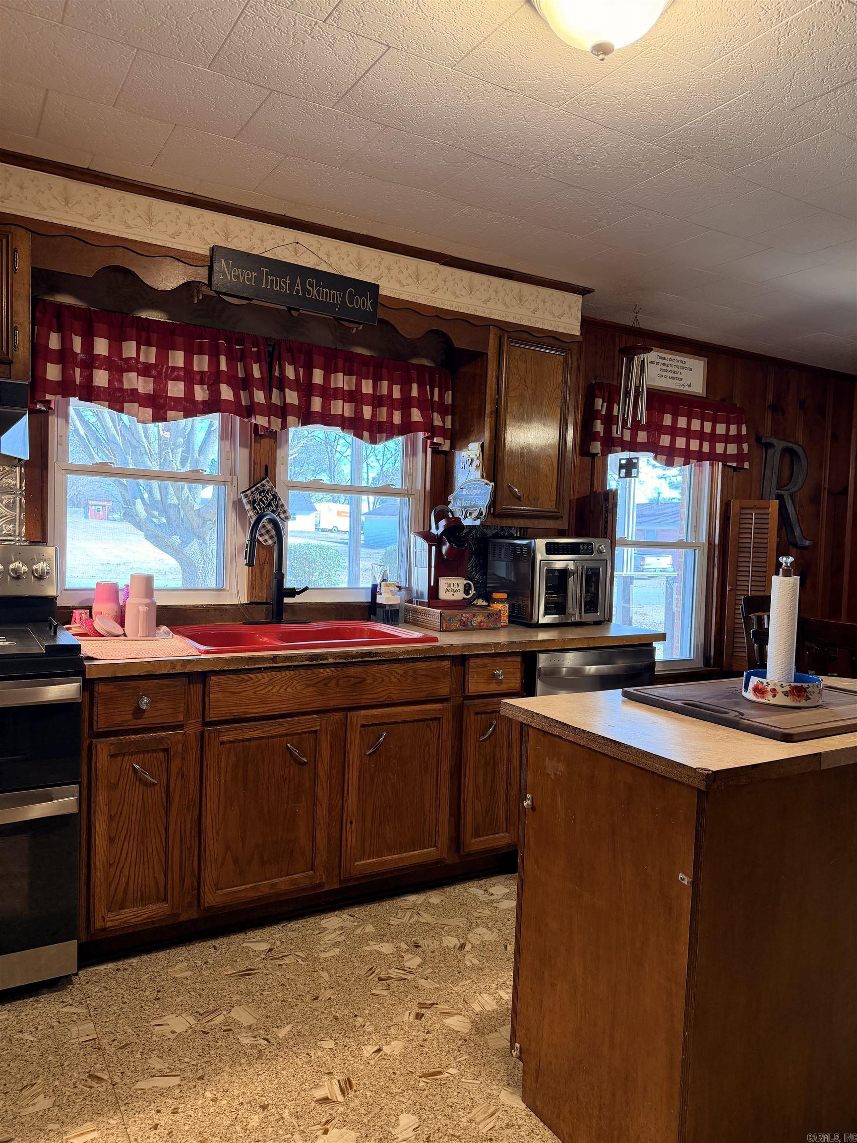 Crouch 2nd - Residential