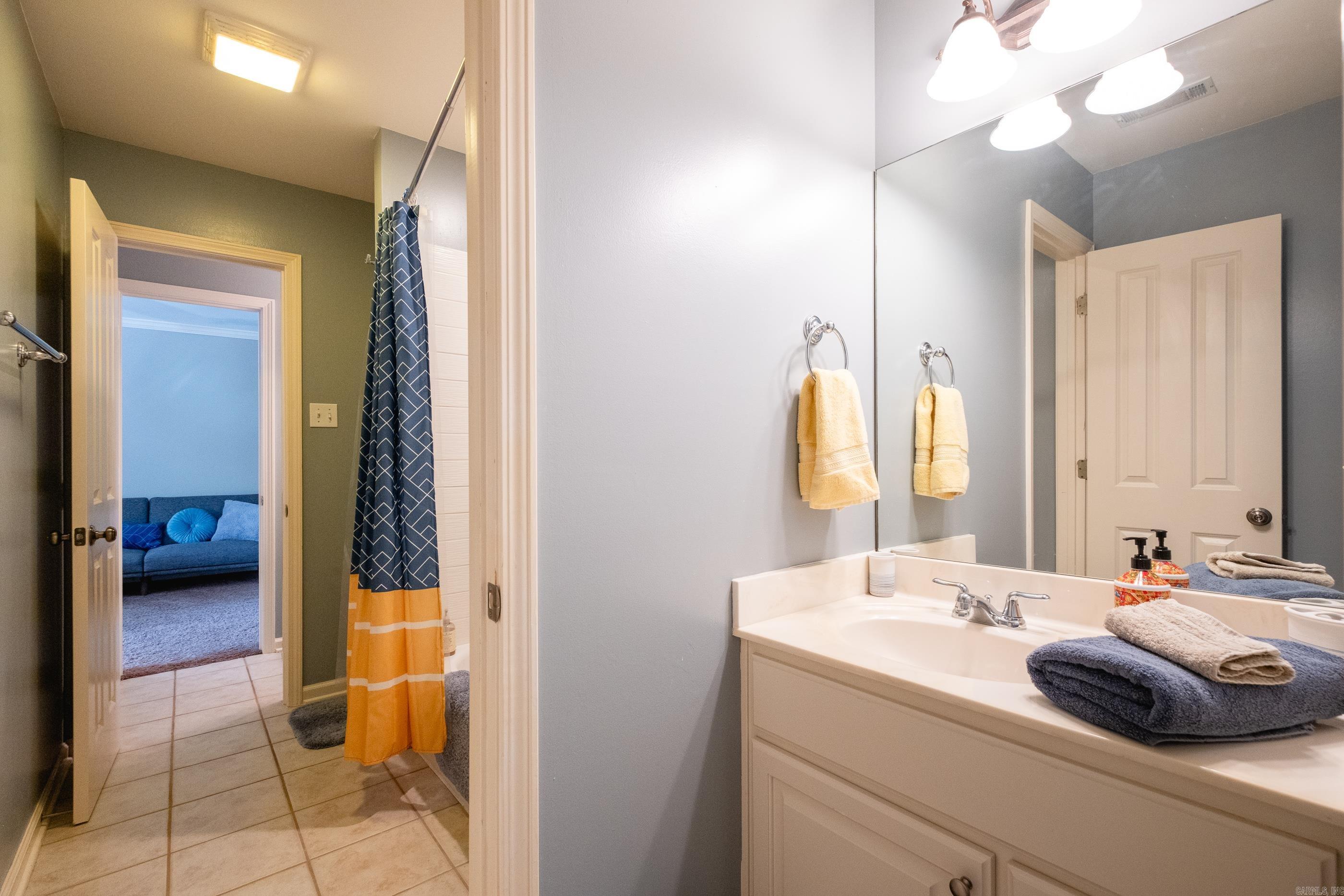 PALISADES HEIGHTS - Residential