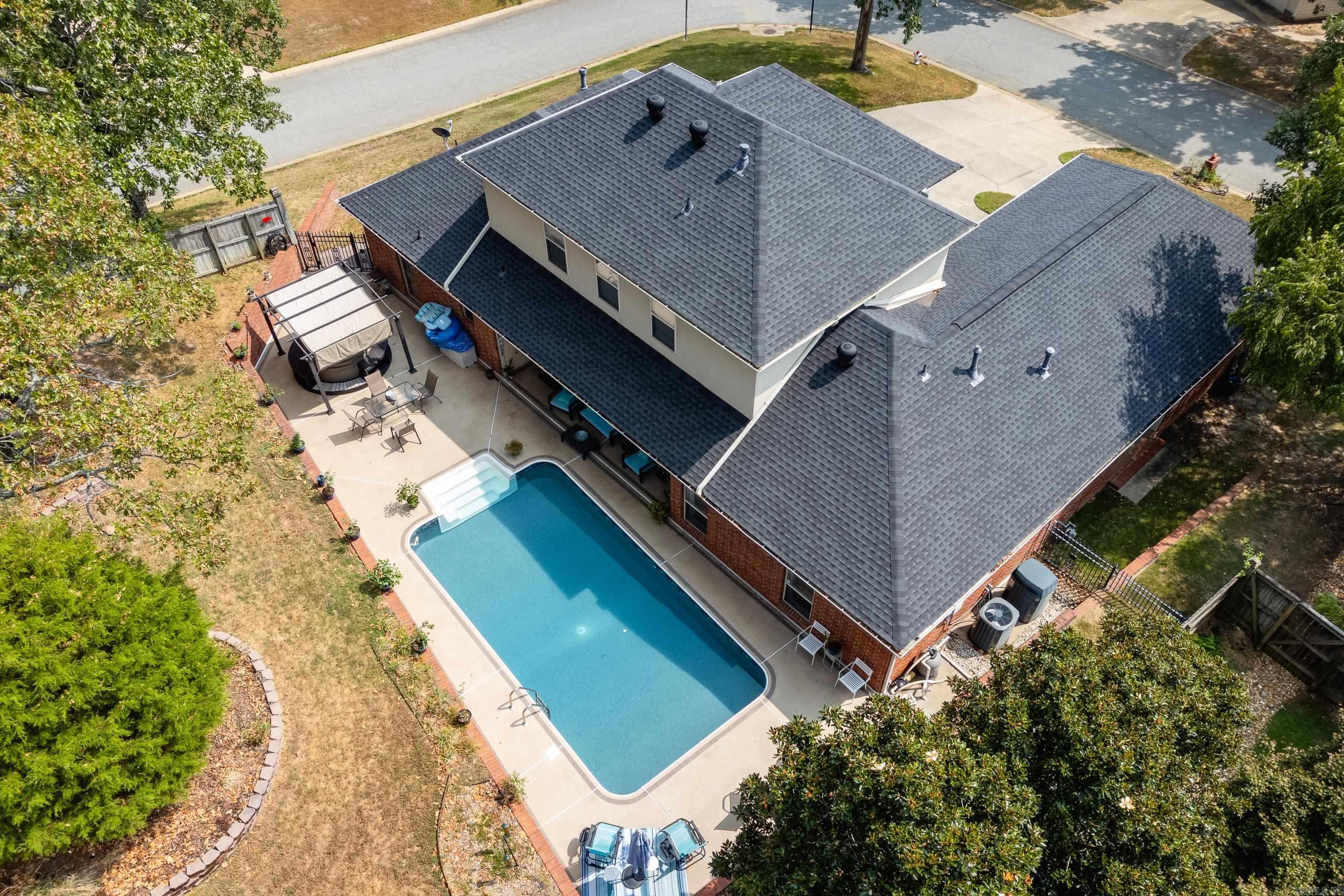 PALISADES HEIGHTS - Residential