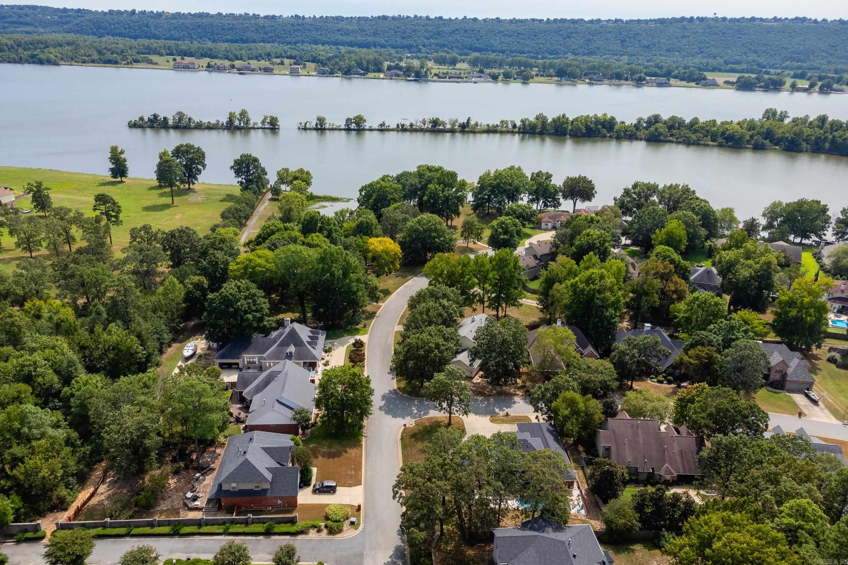 PALISADES HEIGHTS - Residential