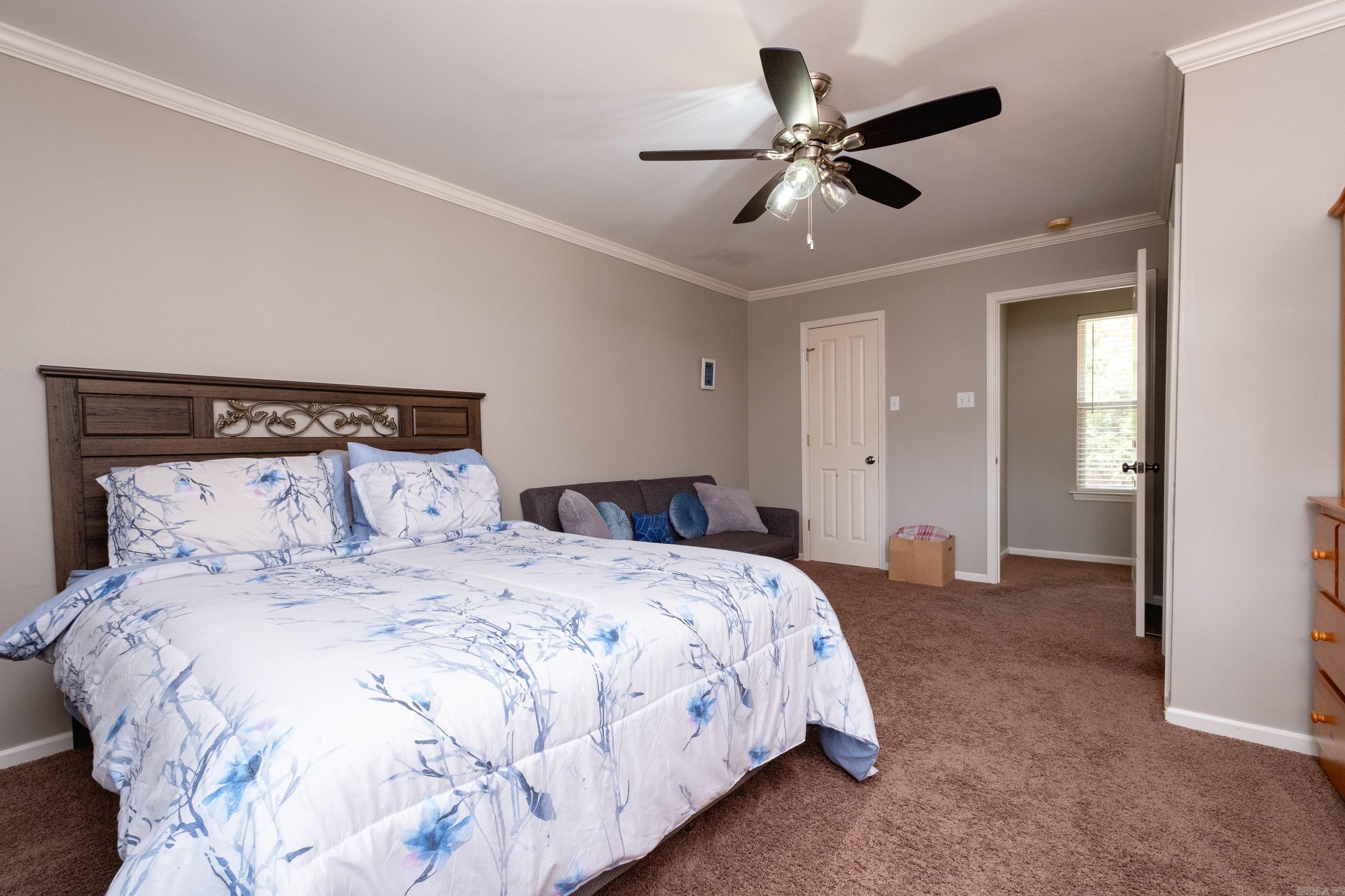 PALISADES HEIGHTS - Residential