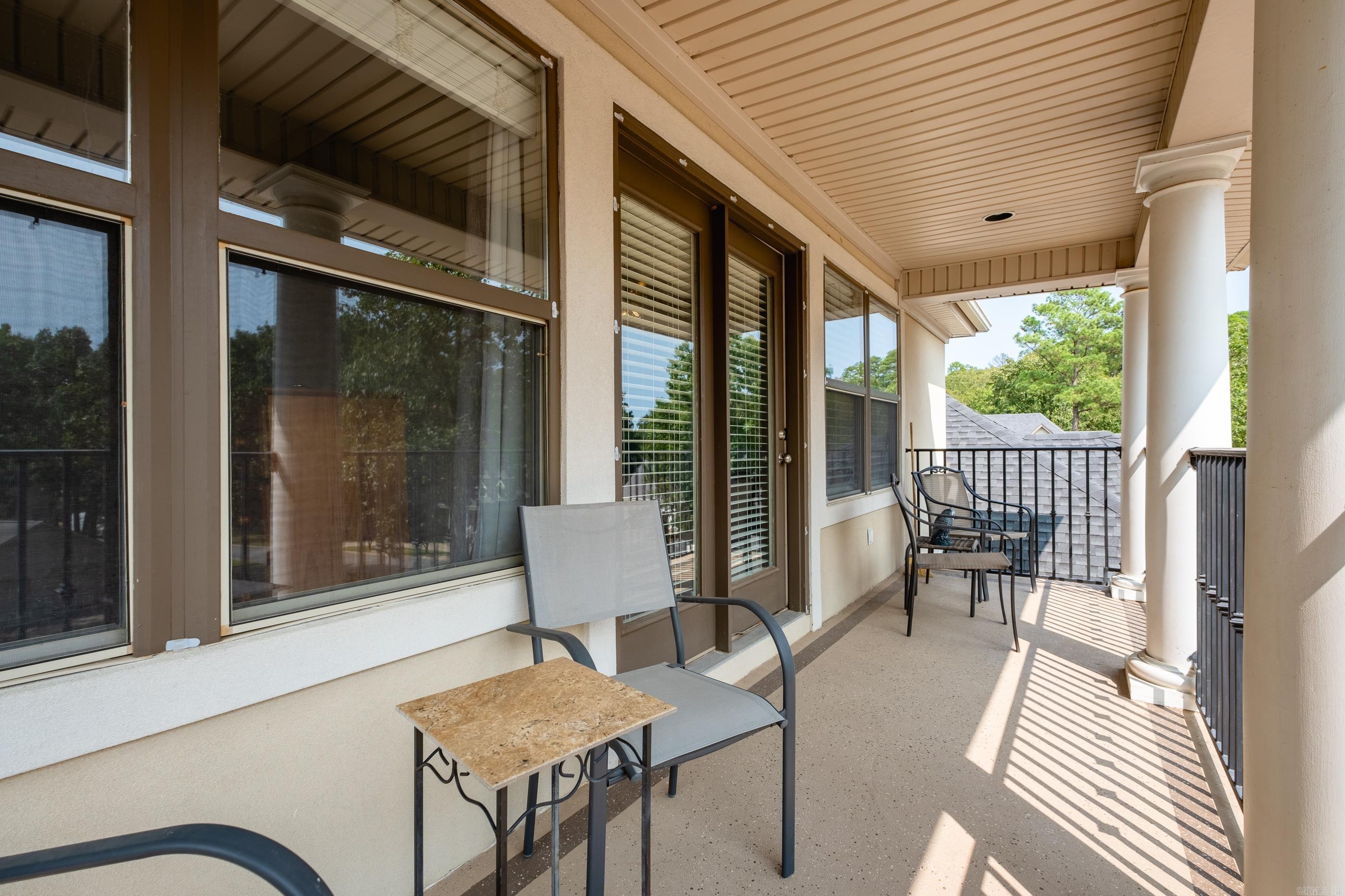 PALISADES HEIGHTS - Residential