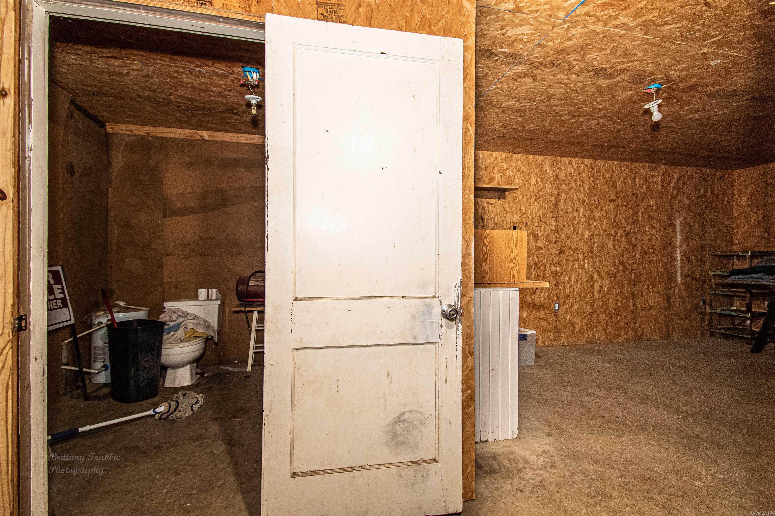 Metes & Bounds - Commercial Sale