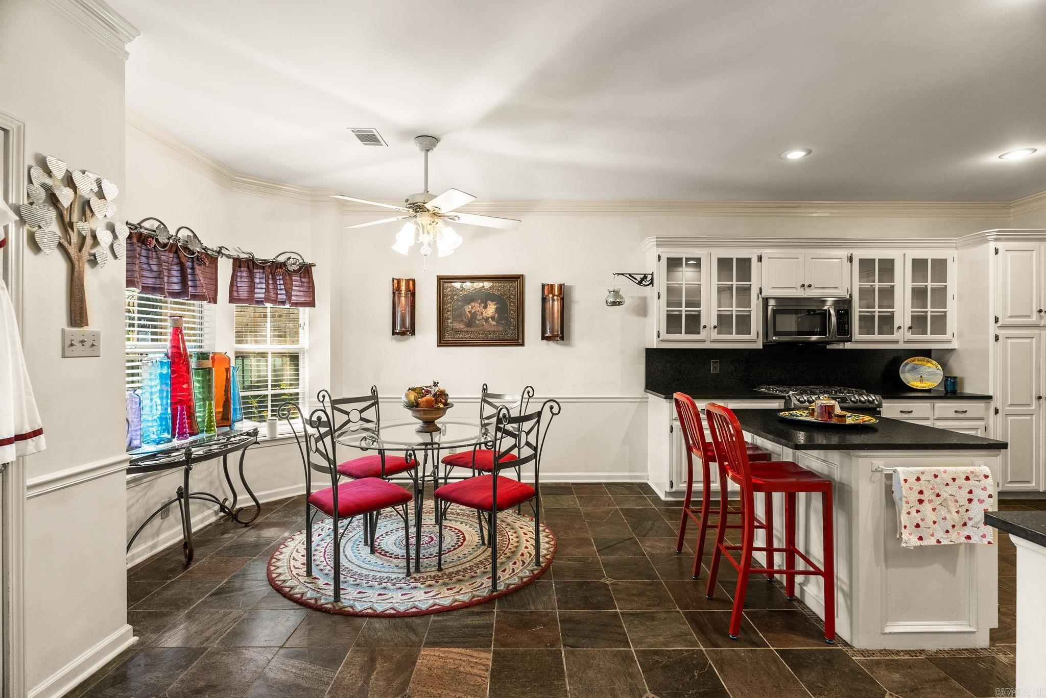 PLEASANT VALLEY MANOR - Residential