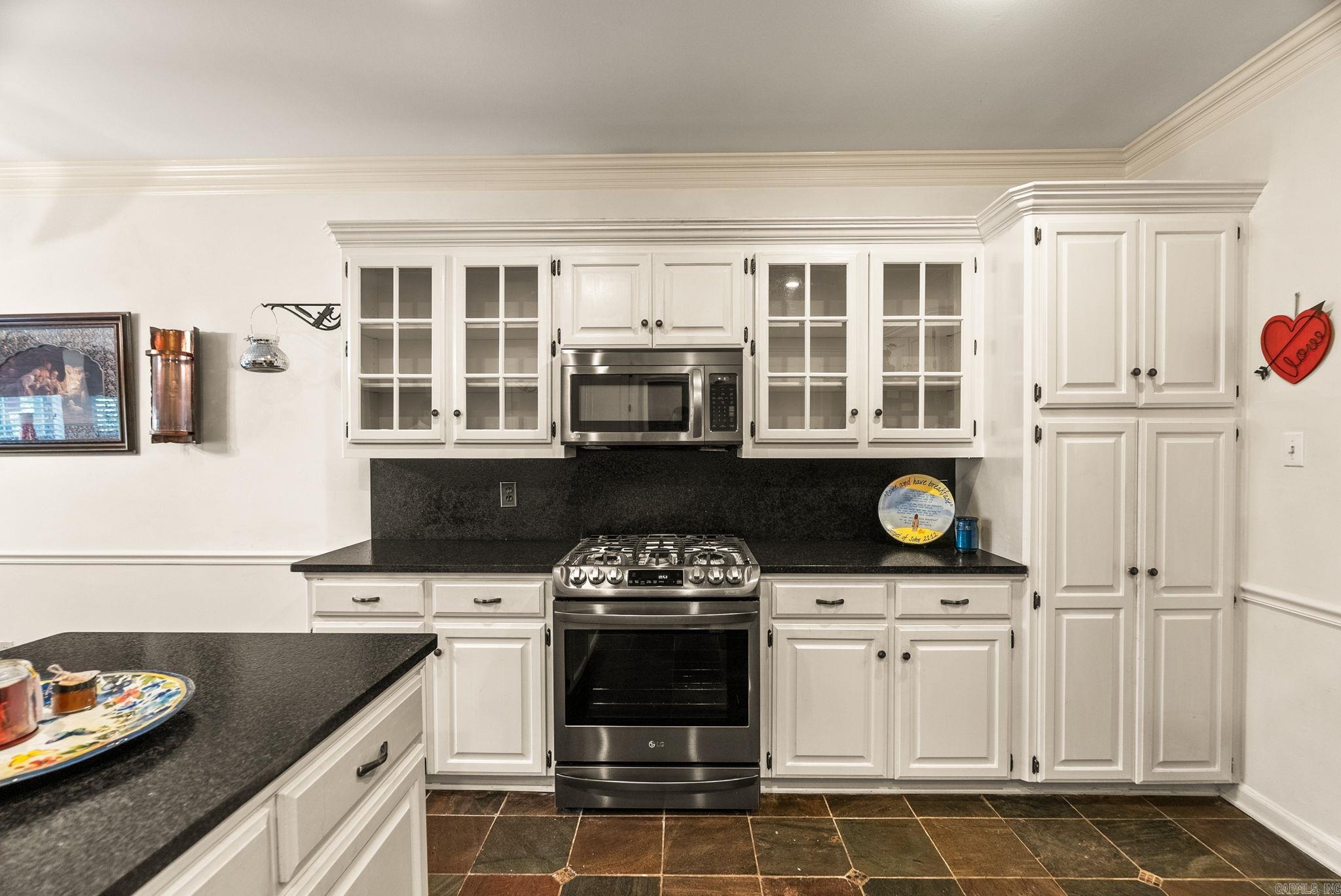 PLEASANT VALLEY MANOR - Residential