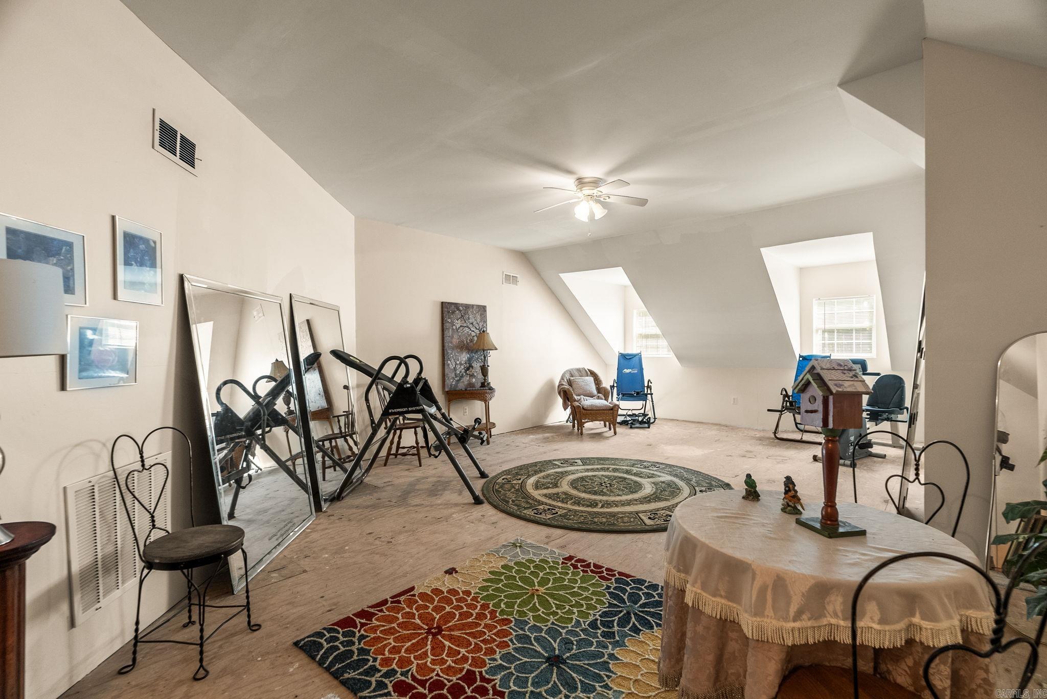 PLEASANT VALLEY MANOR - Residential