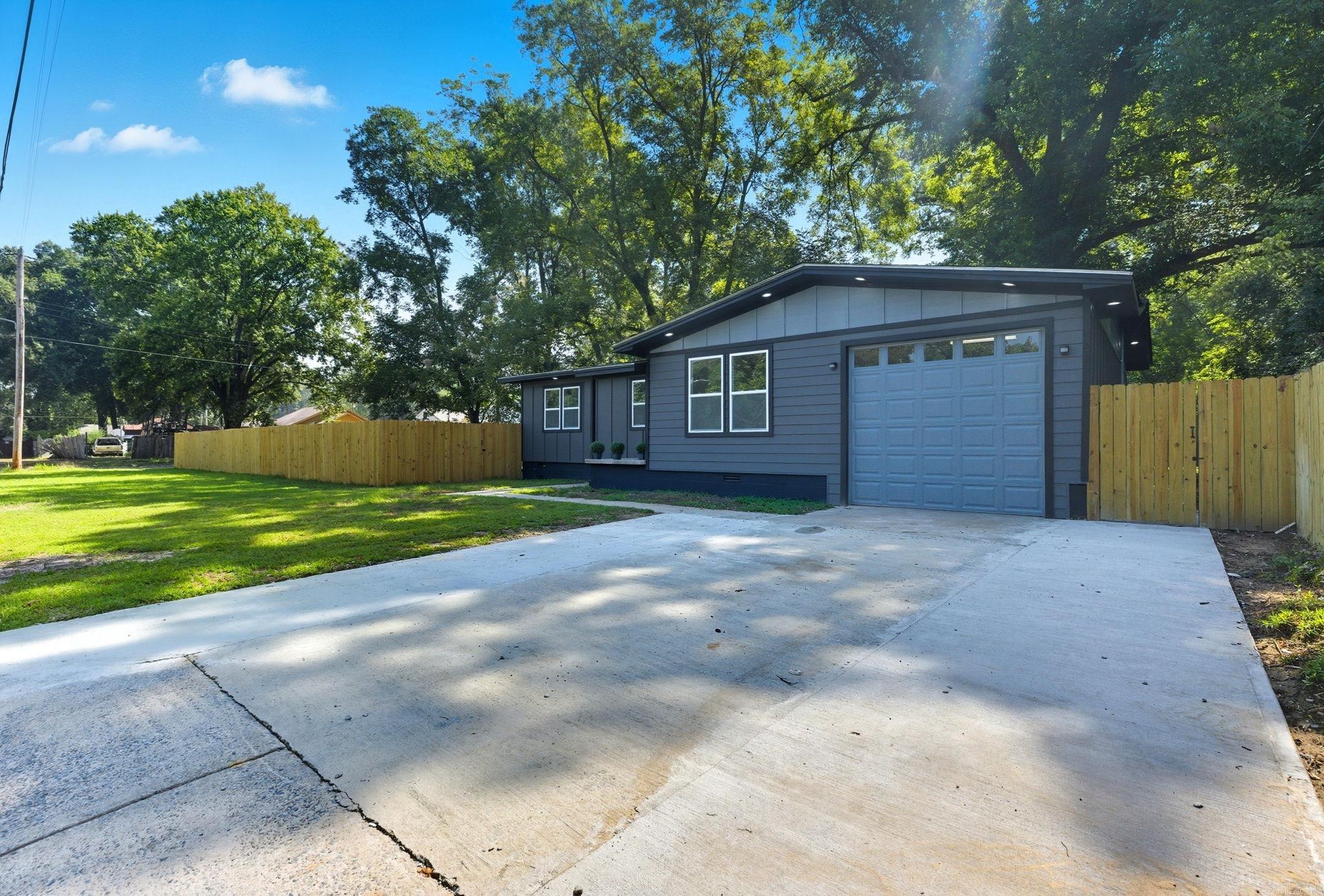 ATKINS JOHN L SCHOOL - Residential