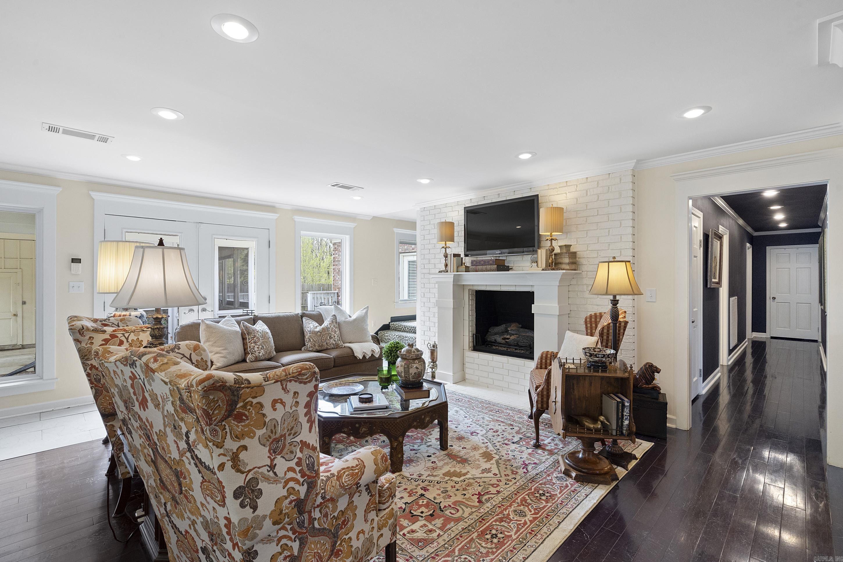 OAK HILLS ADDITION - Residential