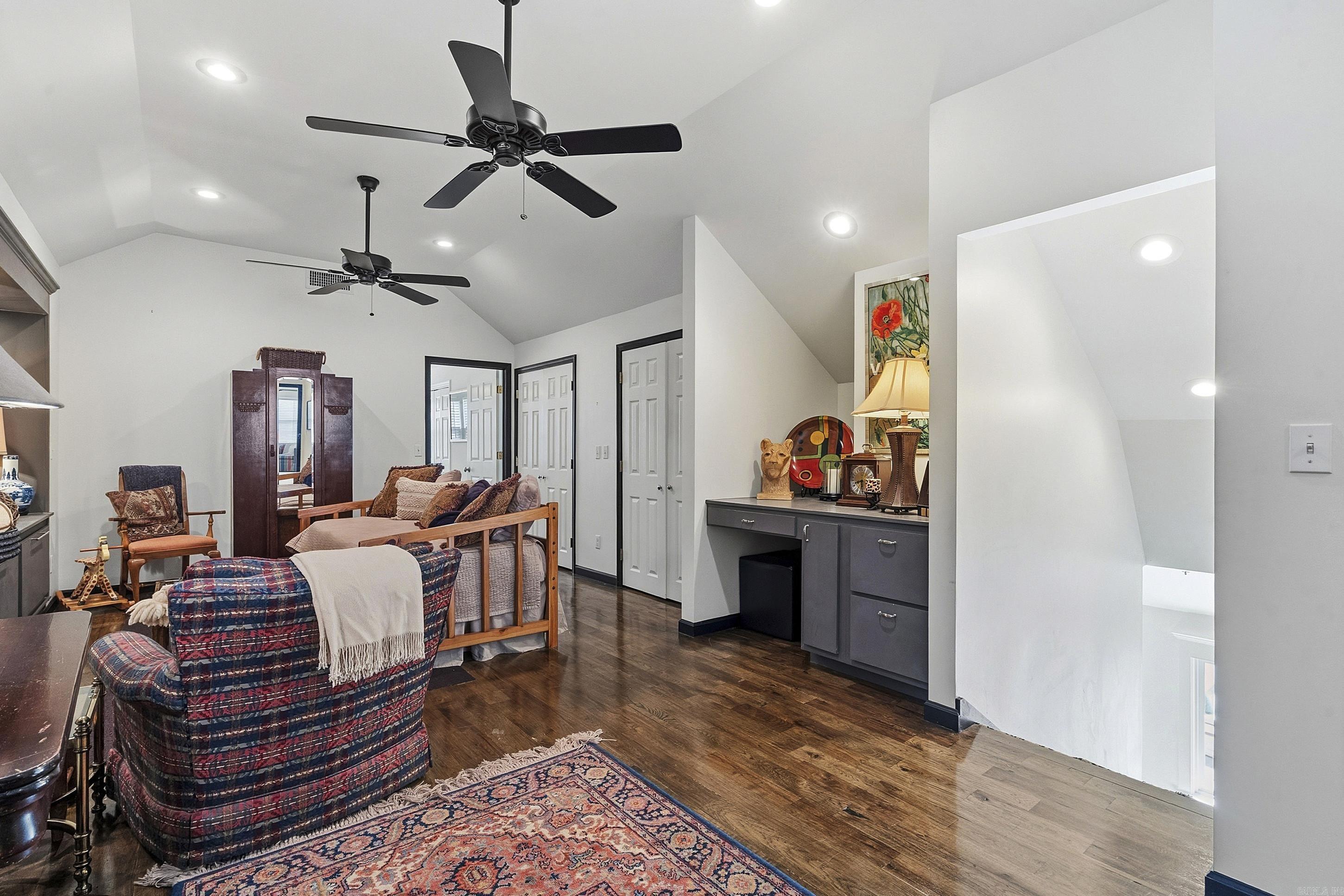 OAK HILLS ADDITION - Residential