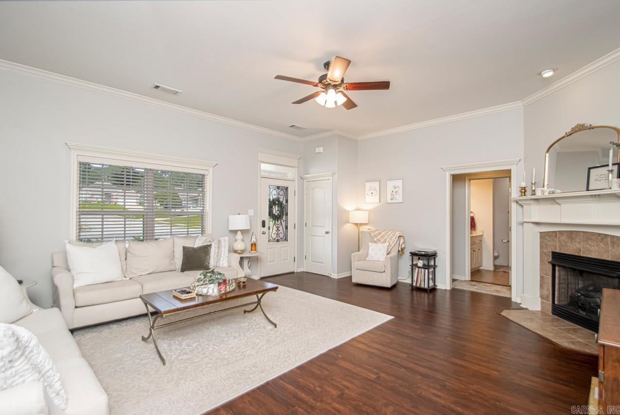 BRIARSTONE - Residential