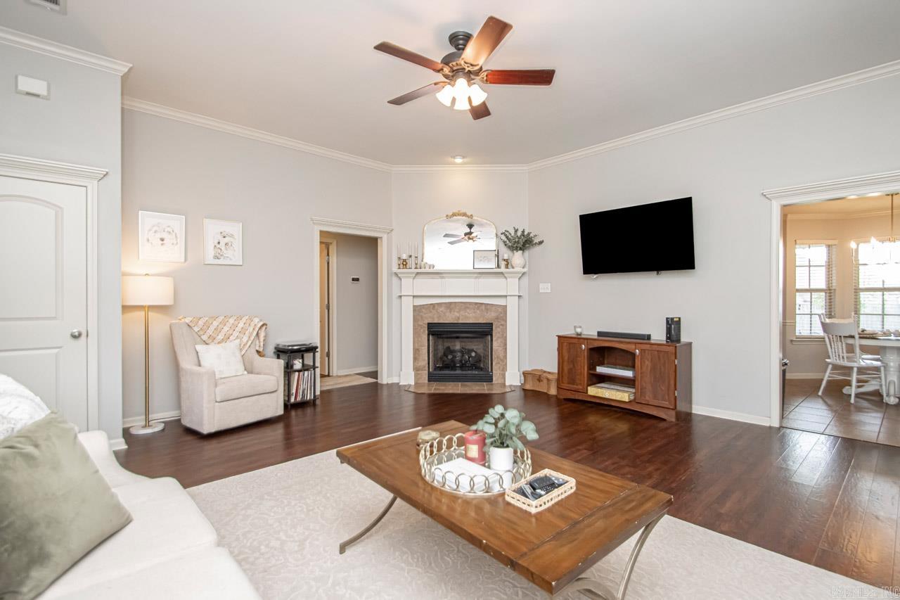 BRIARSTONE - Residential