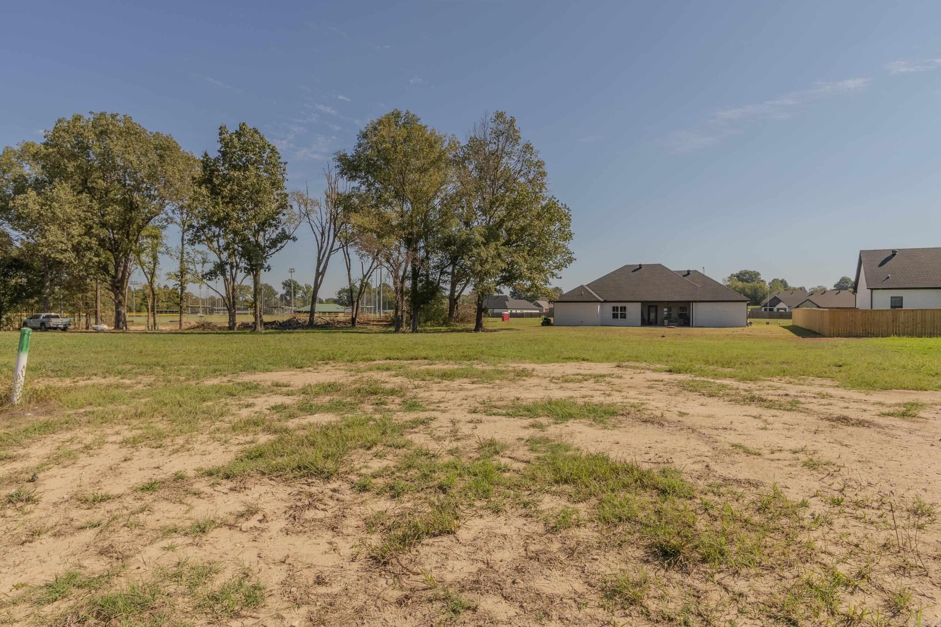 SILO RIDGE ESTATES - Land