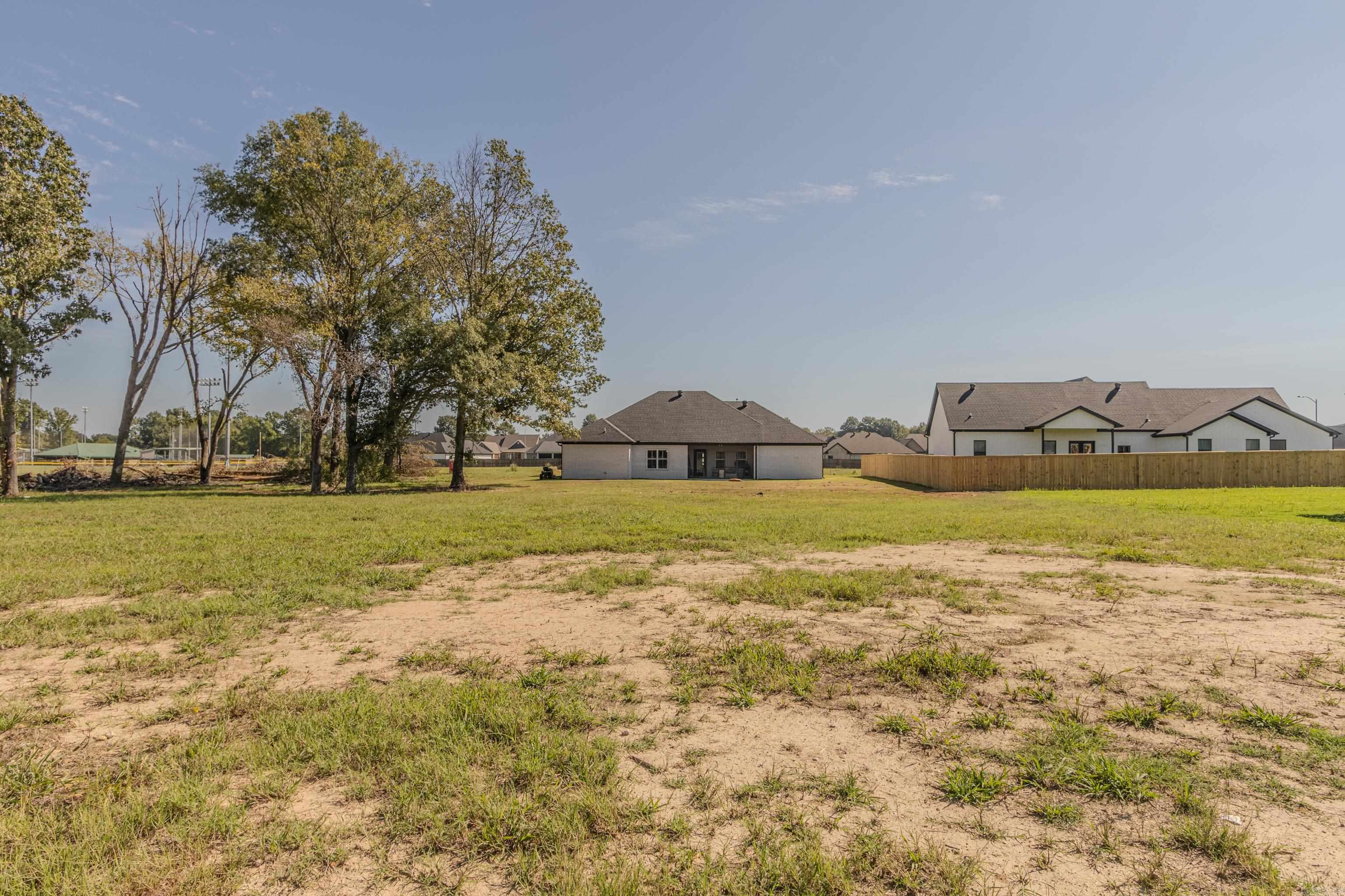 SILO RIDGE ESTATES - Land