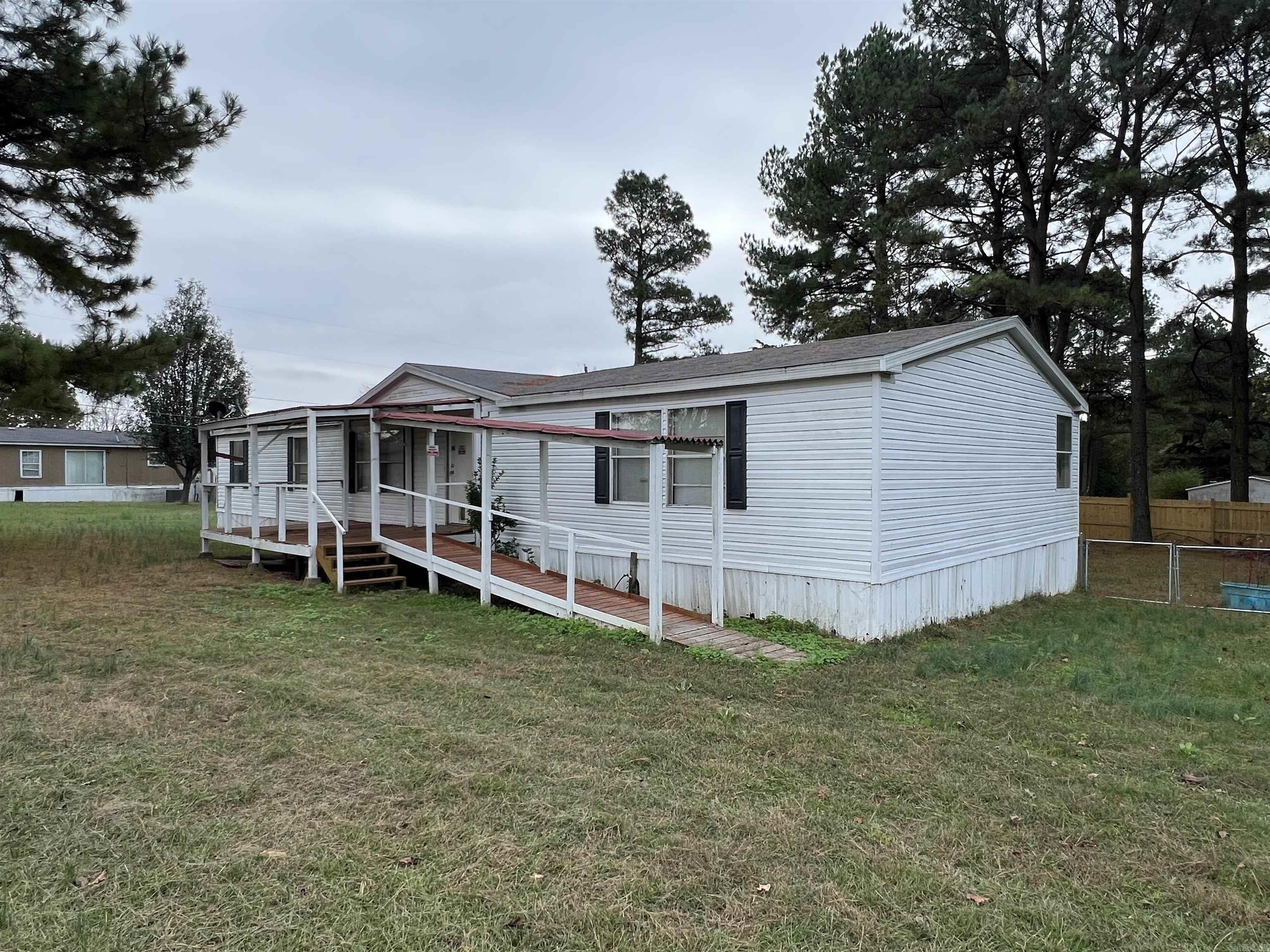 BROCK S/D PARSON - Residential