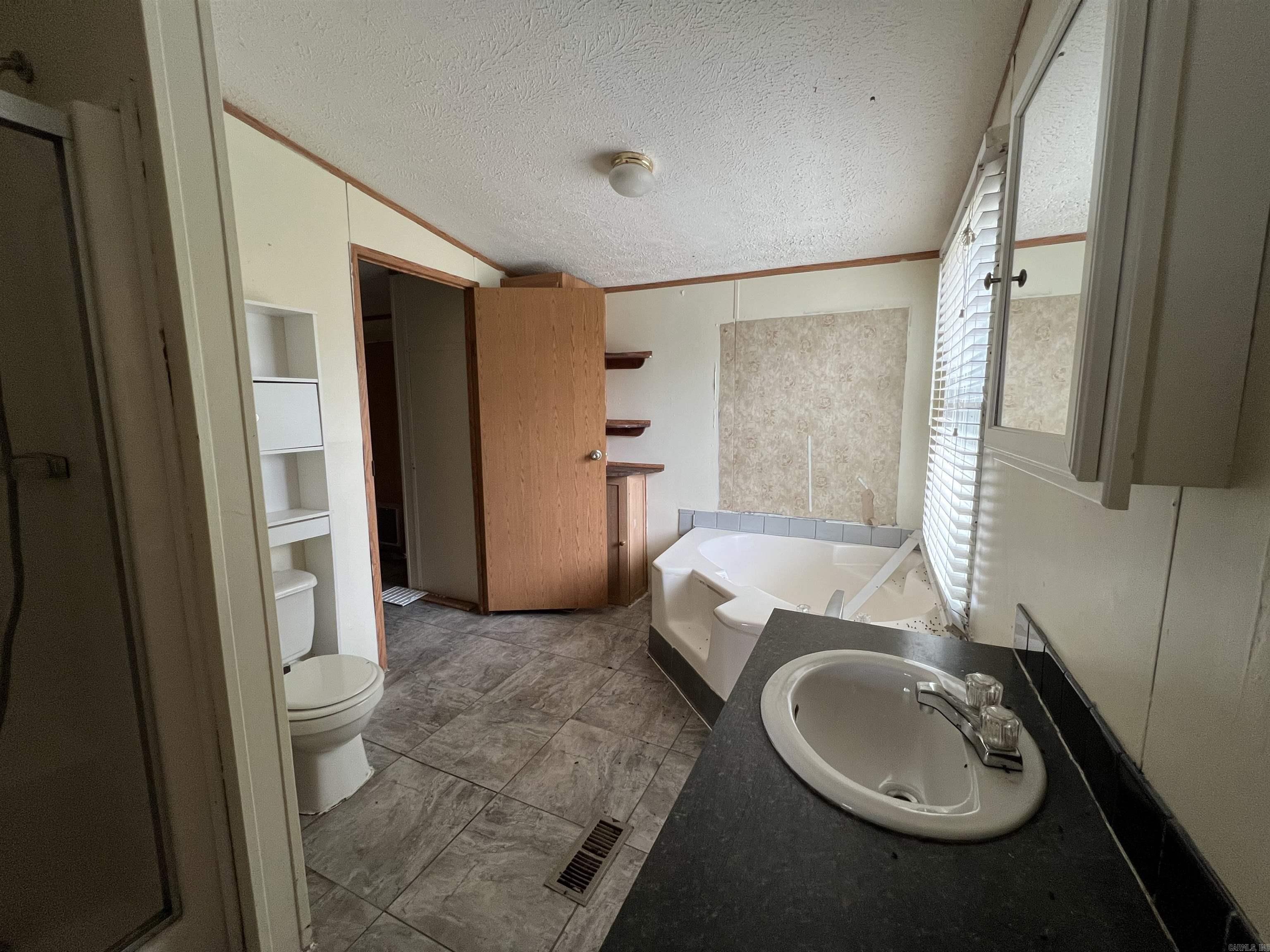 BROCK S/D PARSON - Residential