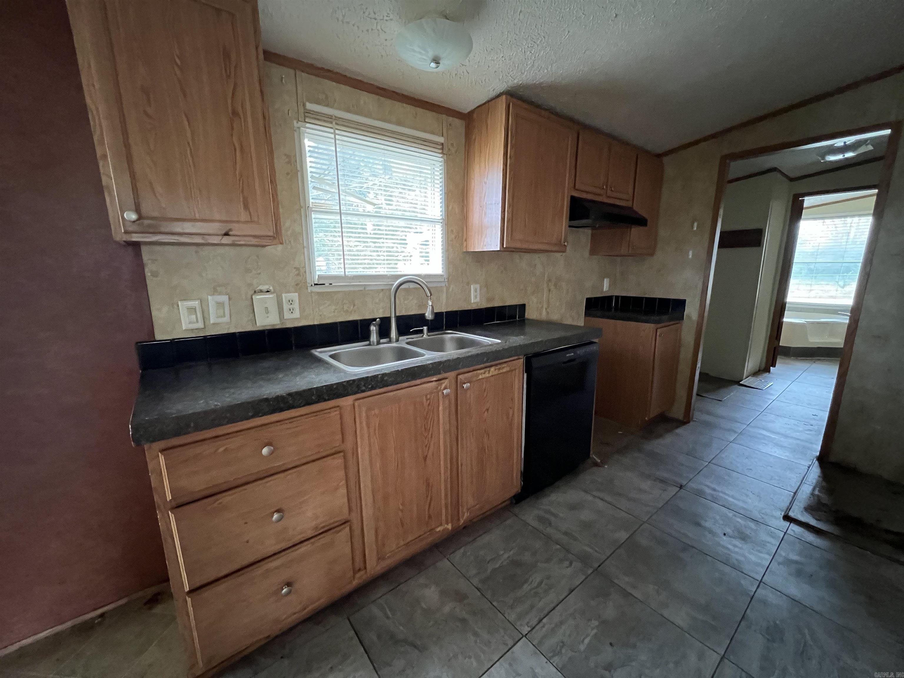 BROCK S/D PARSON - Residential