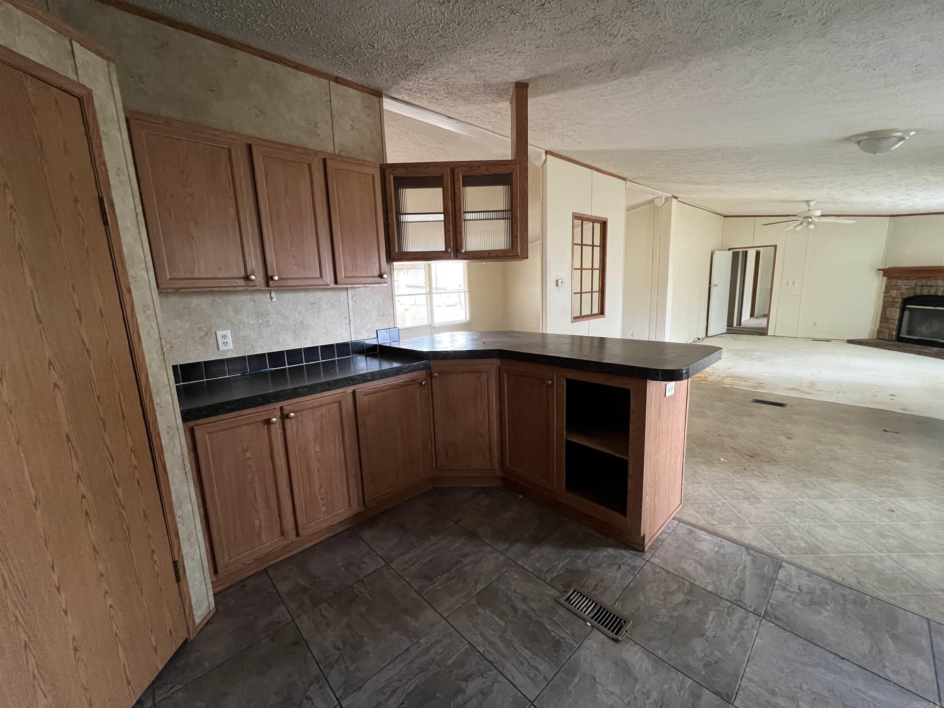 BROCK S/D PARSON - Residential