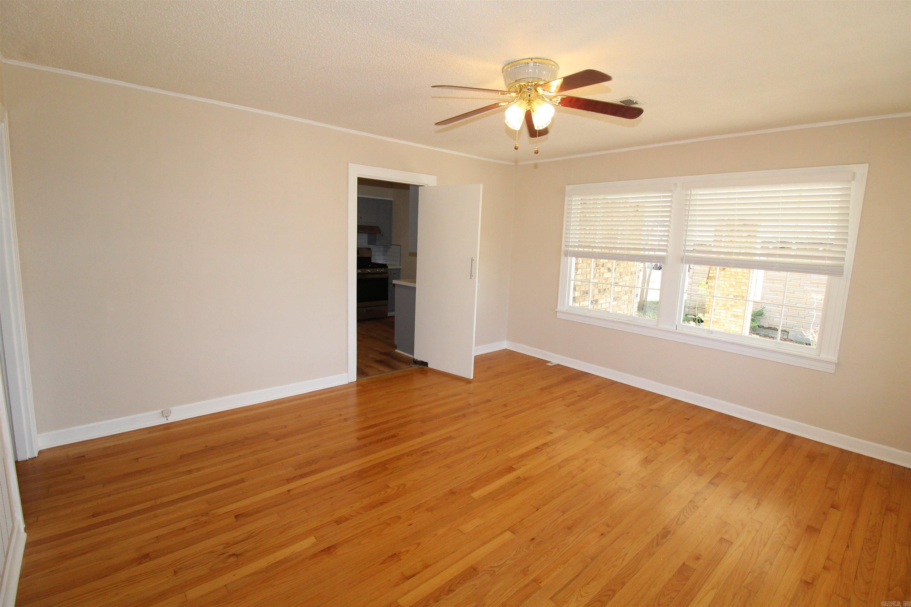 ORIGINAL TOWN OF SHERIDAN - Residential