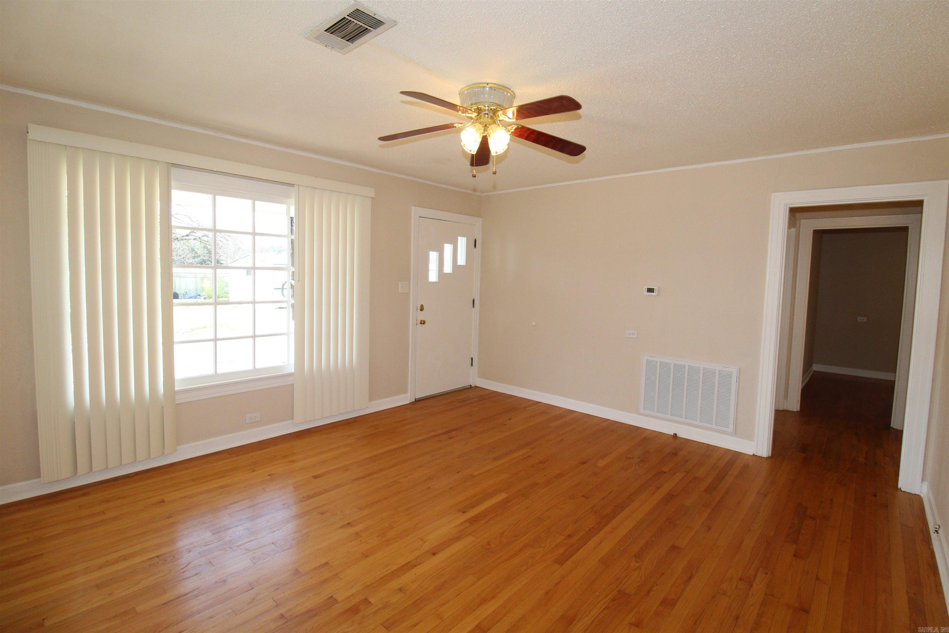 ORIGINAL TOWN OF SHERIDAN - Residential