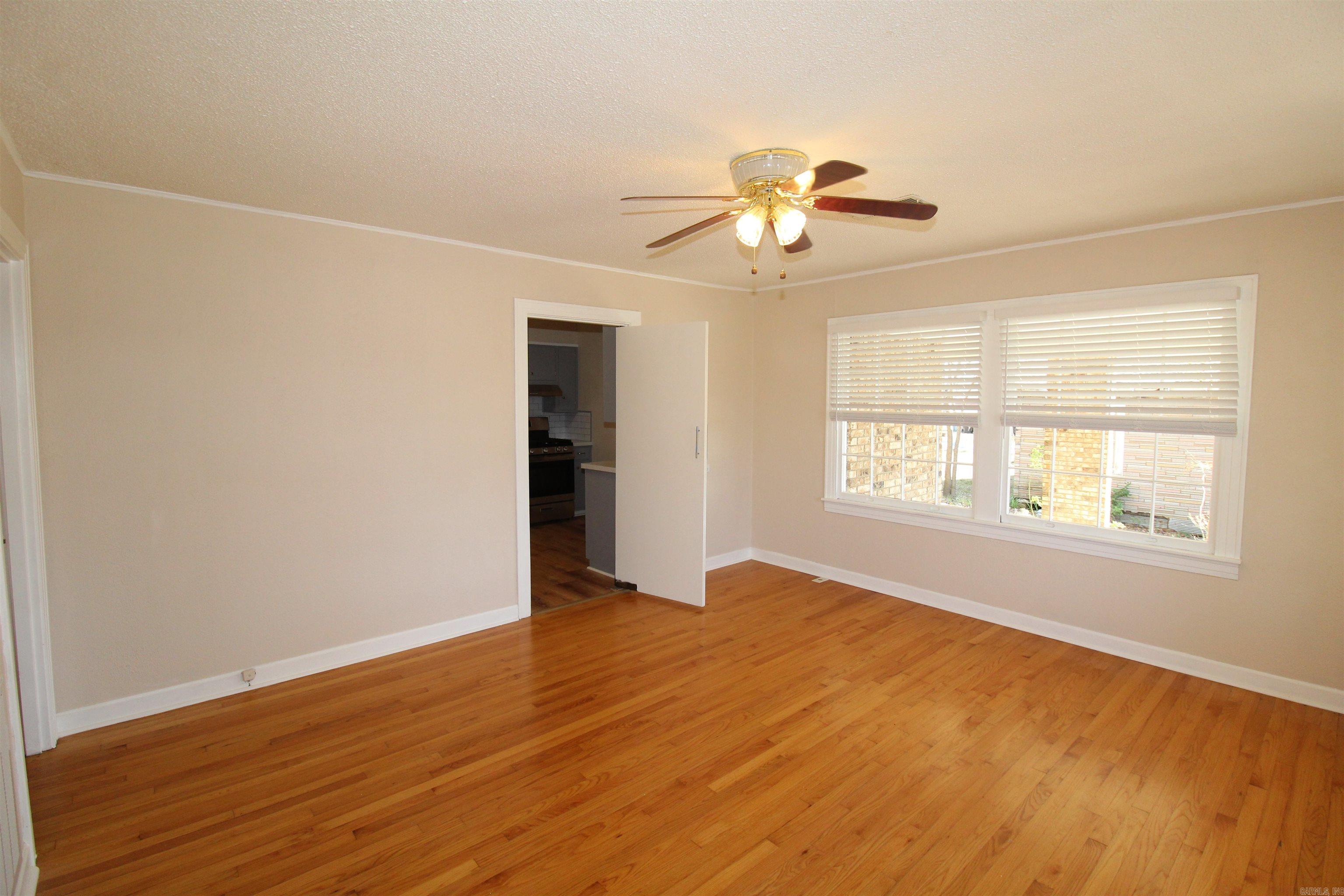 ORIGINAL TOWN OF SHERIDAN - Residential