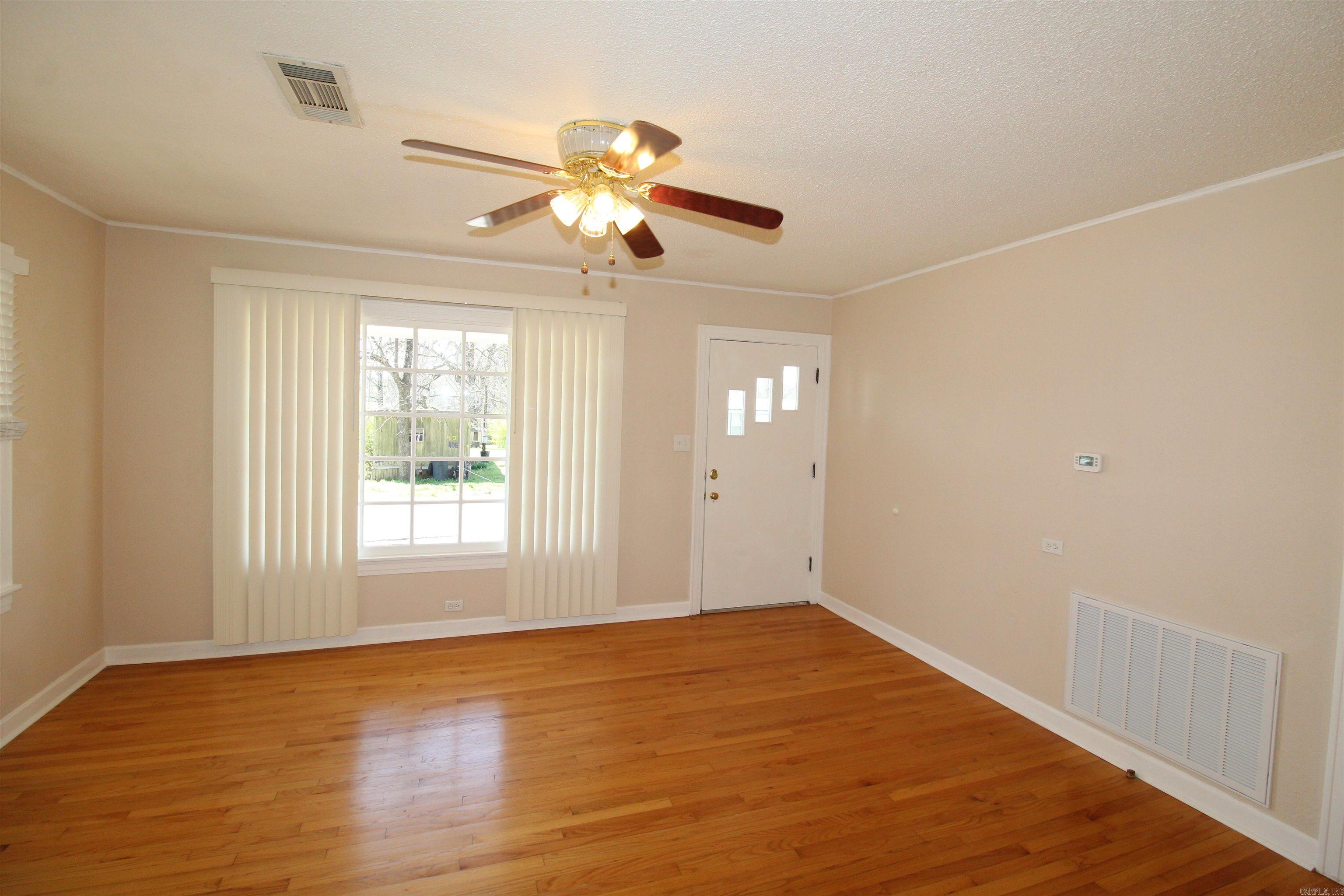 ORIGINAL TOWN OF SHERIDAN - Residential