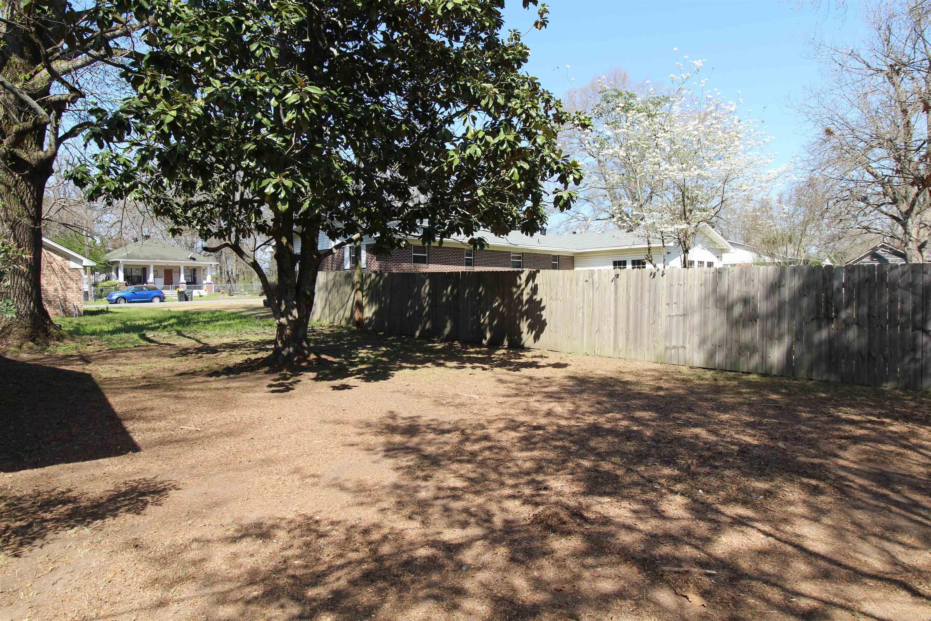 ORIGINAL TOWN OF SHERIDAN - Residential