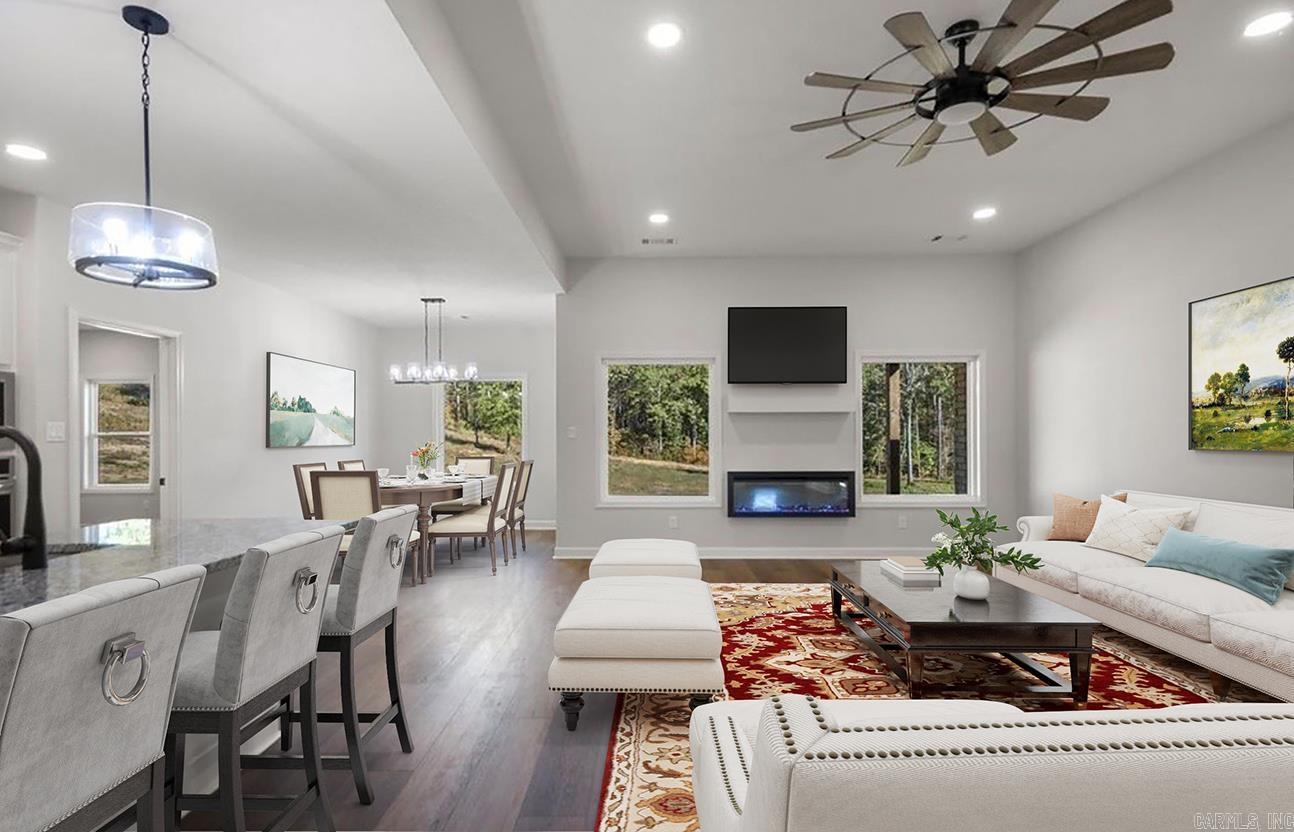 WINCHESTER ESTATES - Residential