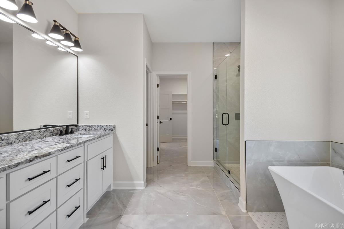 WINCHESTER ESTATES - Residential