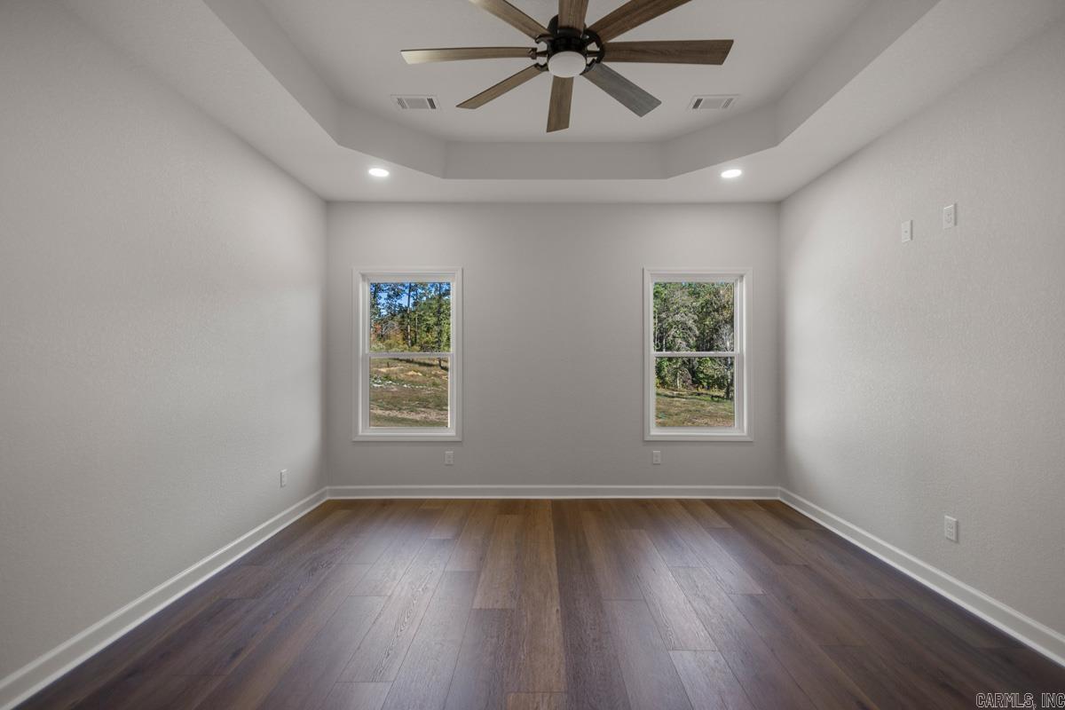 WINCHESTER ESTATES - Residential