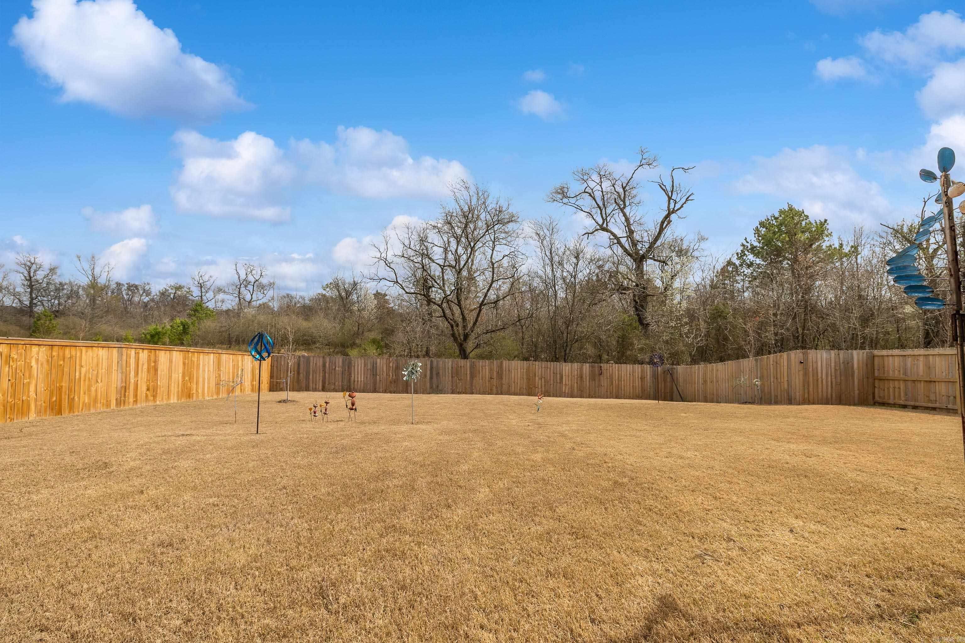 NORTH SHORE @ HURRICANE LAKE EST - Residential