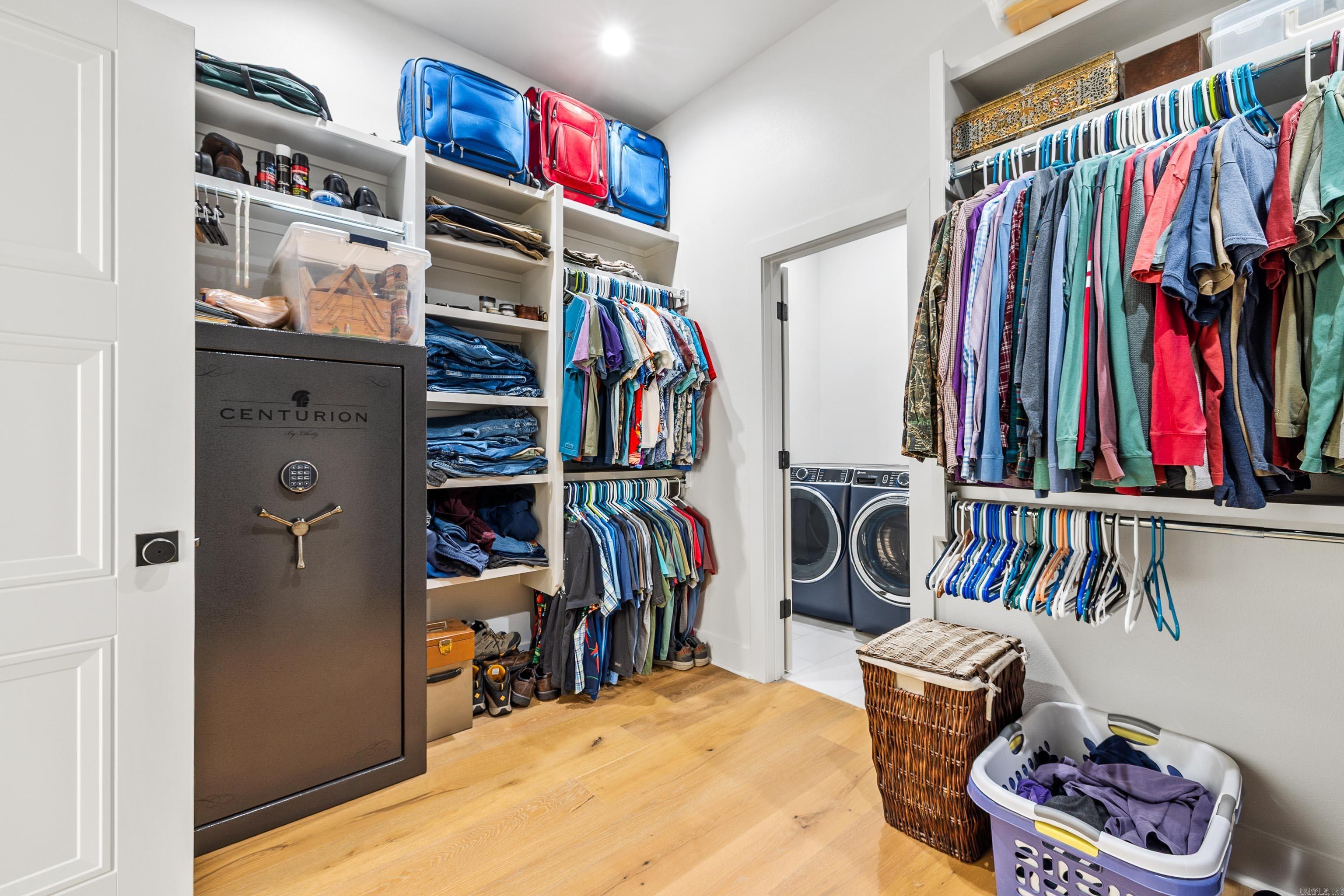 NORTH SHORE @ HURRICANE LAKE EST - Residential