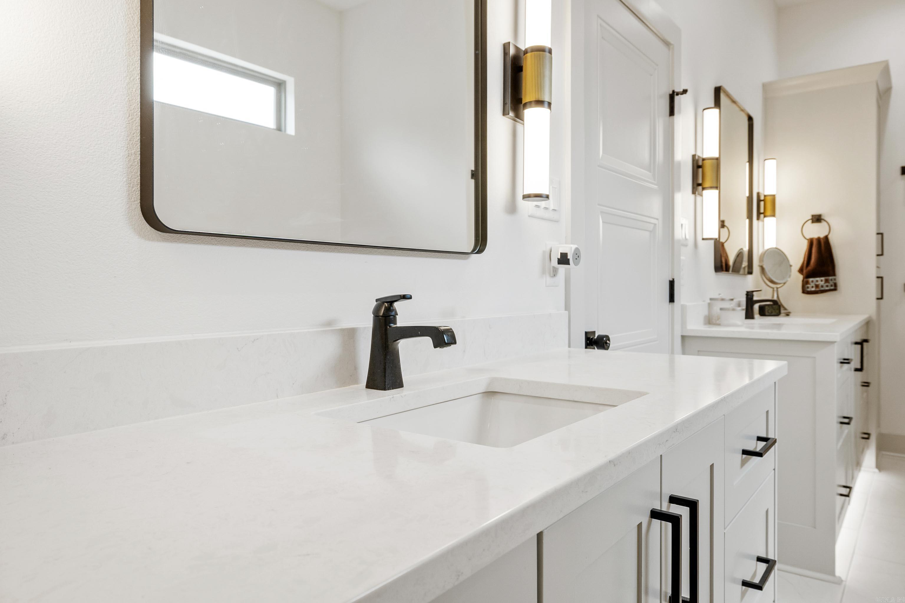 NORTH SHORE @ HURRICANE LAKE EST - Residential