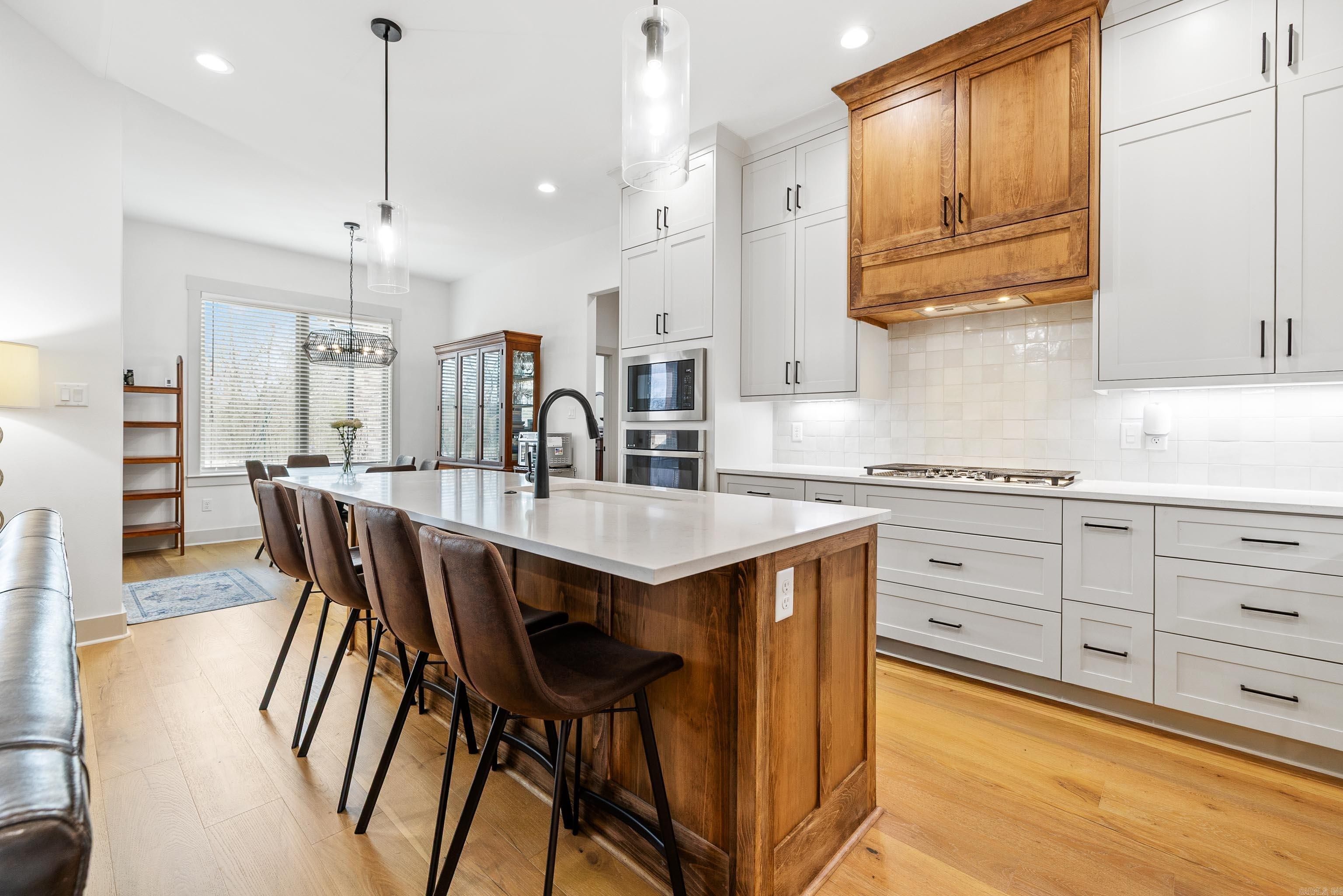 NORTH SHORE @ HURRICANE LAKE EST - Residential