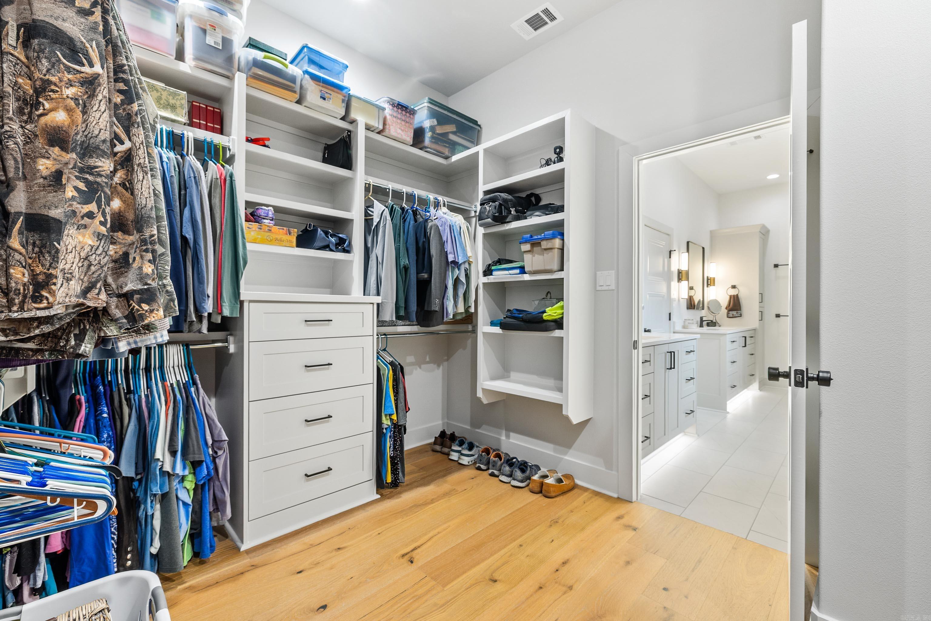 NORTH SHORE @ HURRICANE LAKE EST - Residential