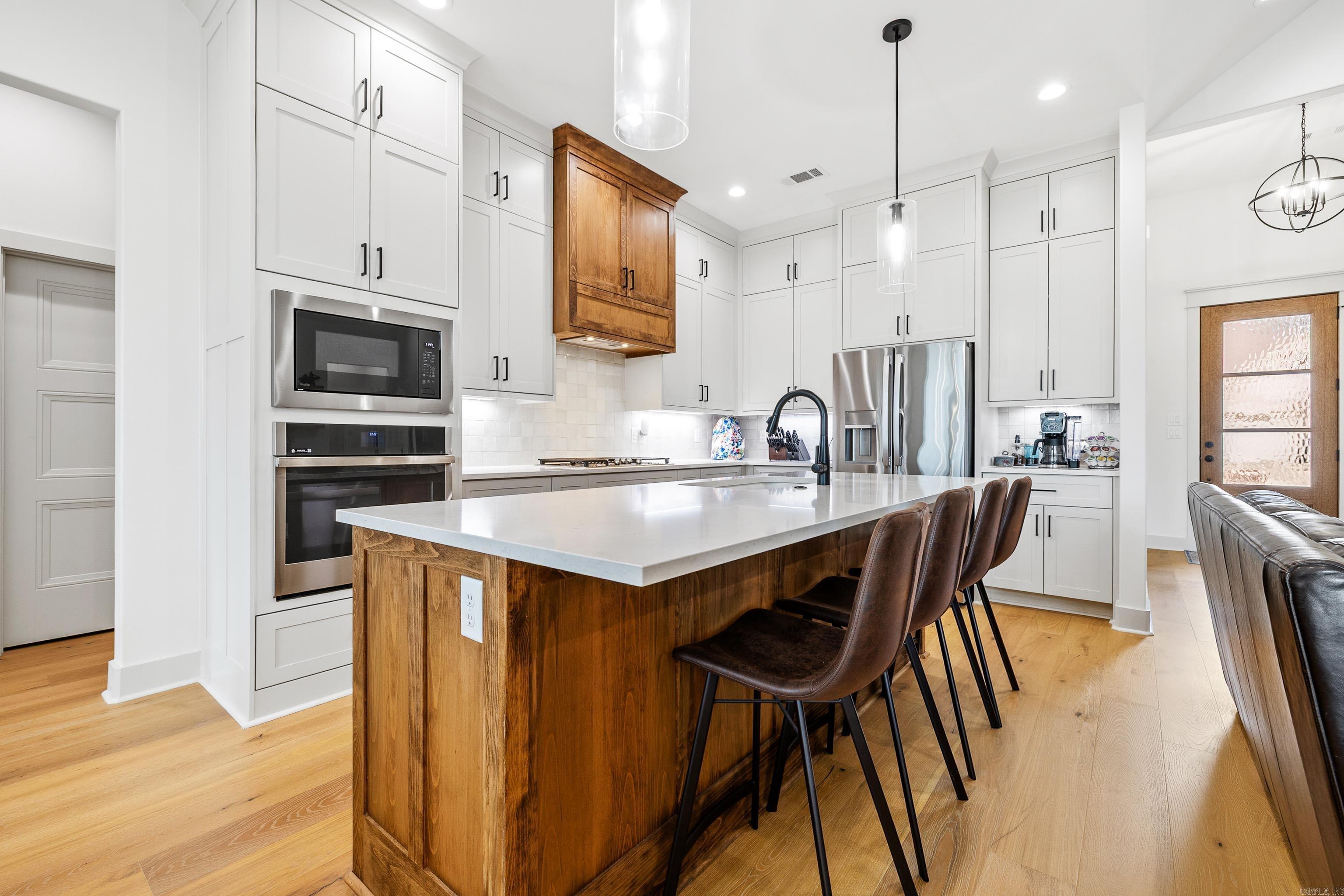 NORTH SHORE @ HURRICANE LAKE EST - Residential