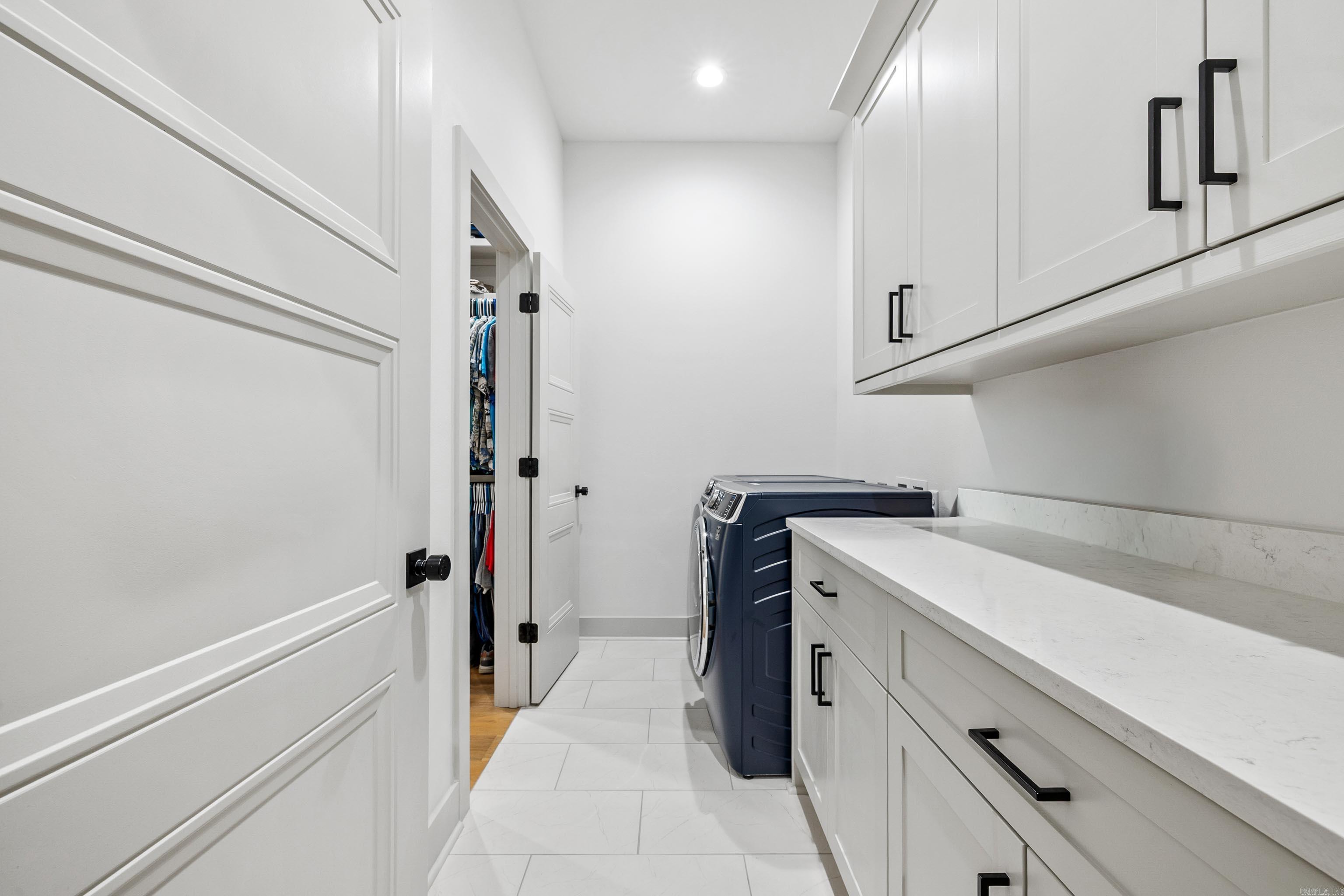 NORTH SHORE @ HURRICANE LAKE EST - Residential