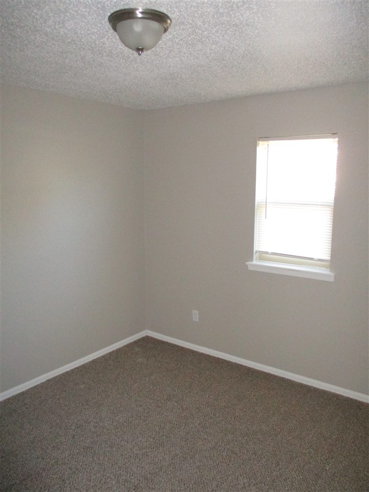 Pine Crest - Residential Lease