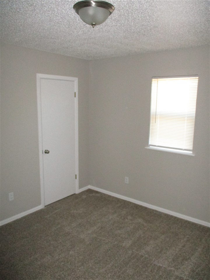 Pine Crest - Residential Lease