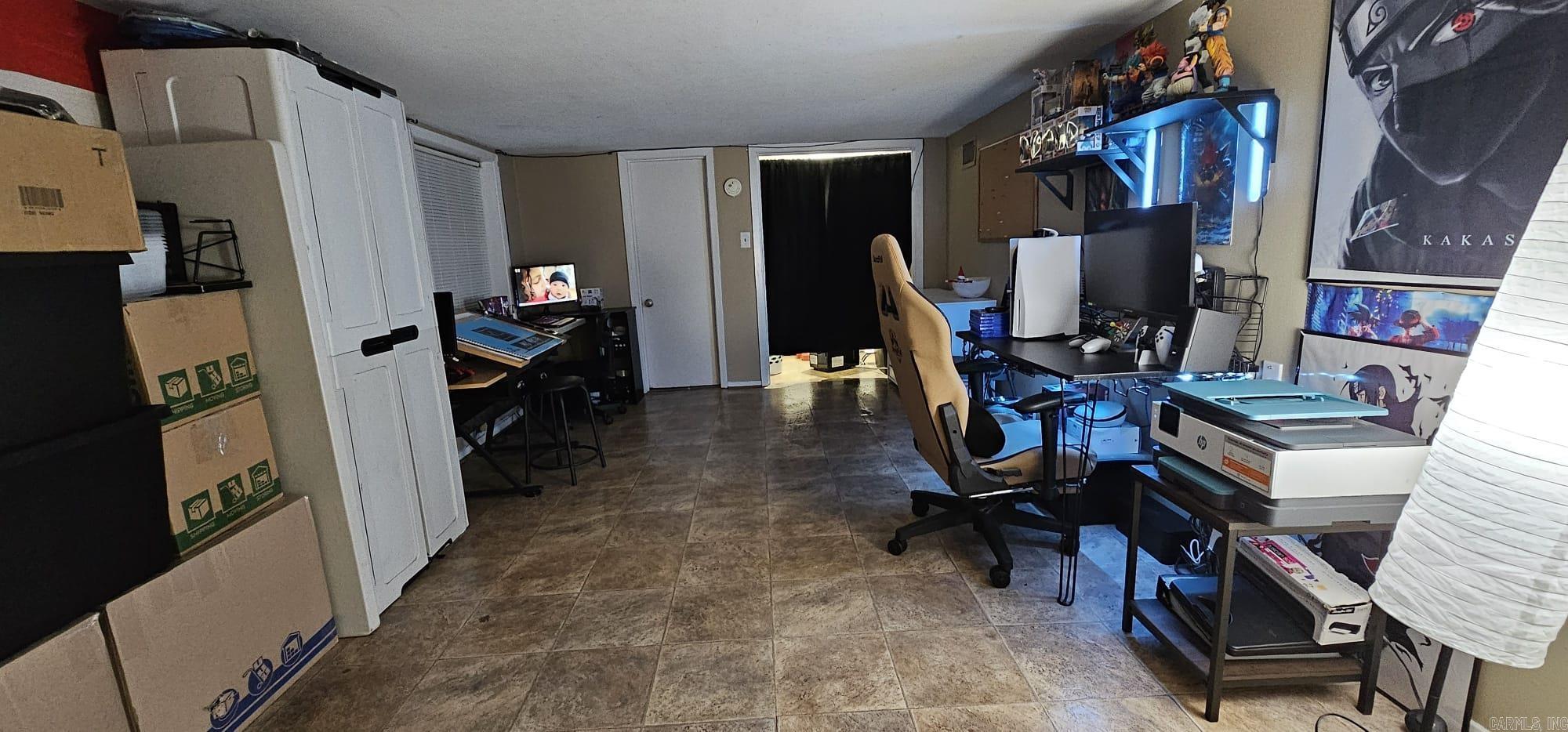 COUNTRY CLUB ADDN - Residential