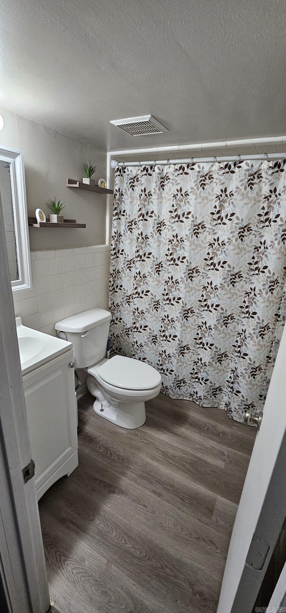 COUNTRY CLUB ADDN - Residential