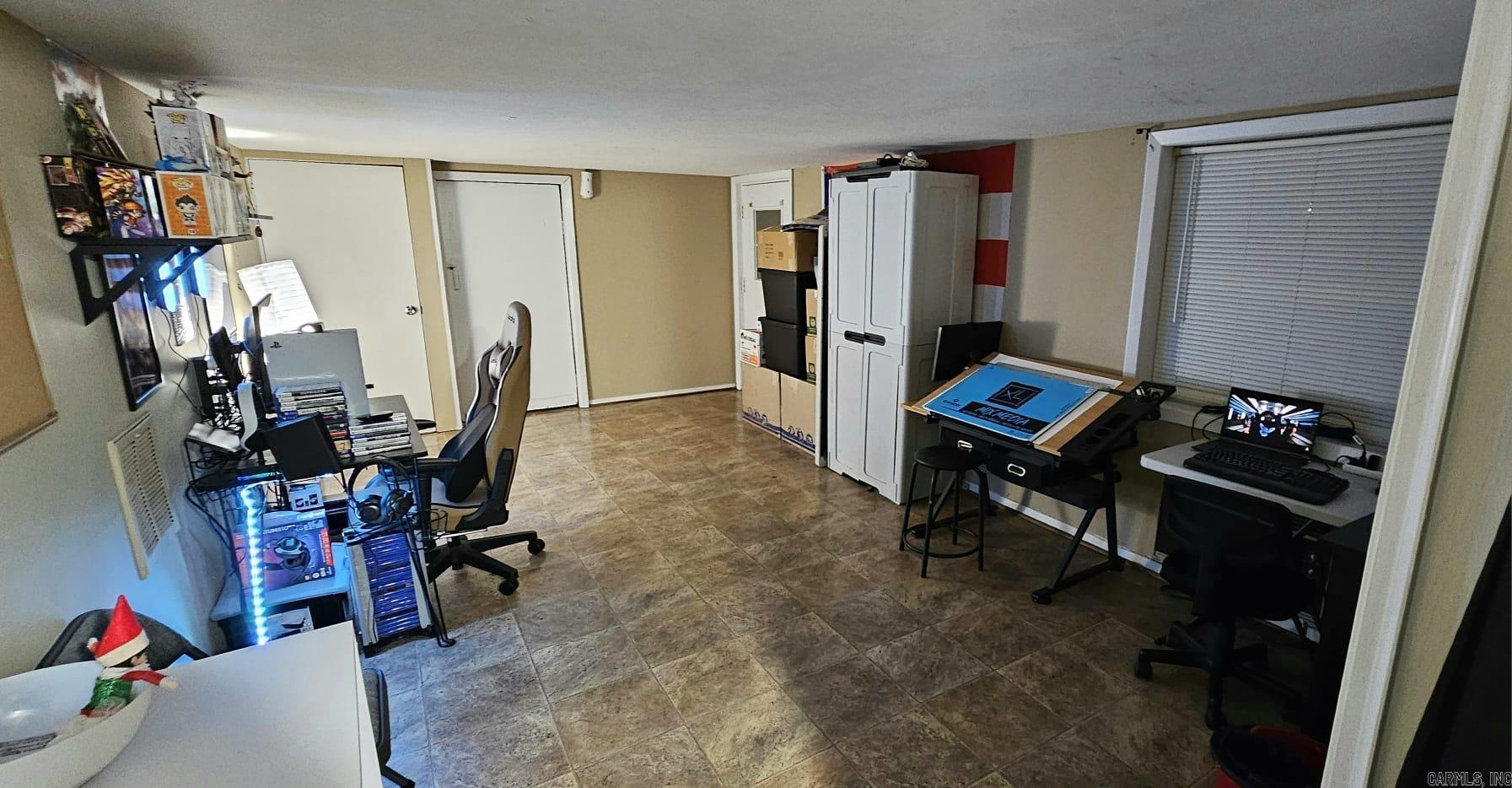 COUNTRY CLUB ADDN - Residential