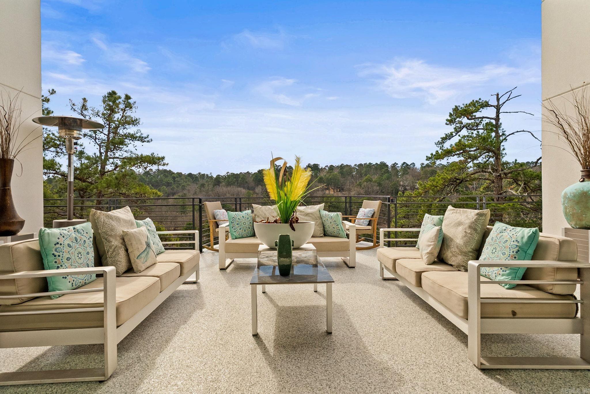 WOODGLEN PARK - Residential