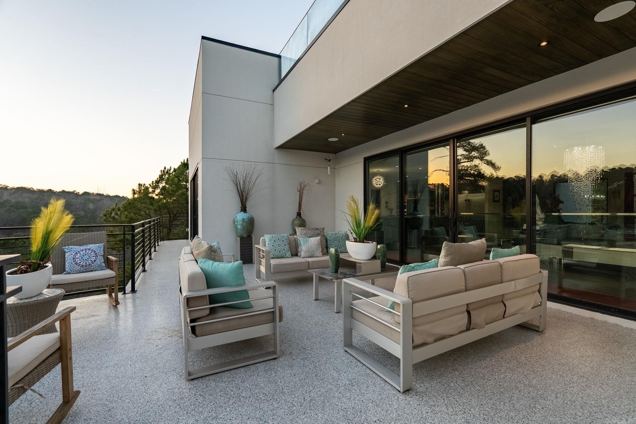 WOODGLEN PARK - Residential