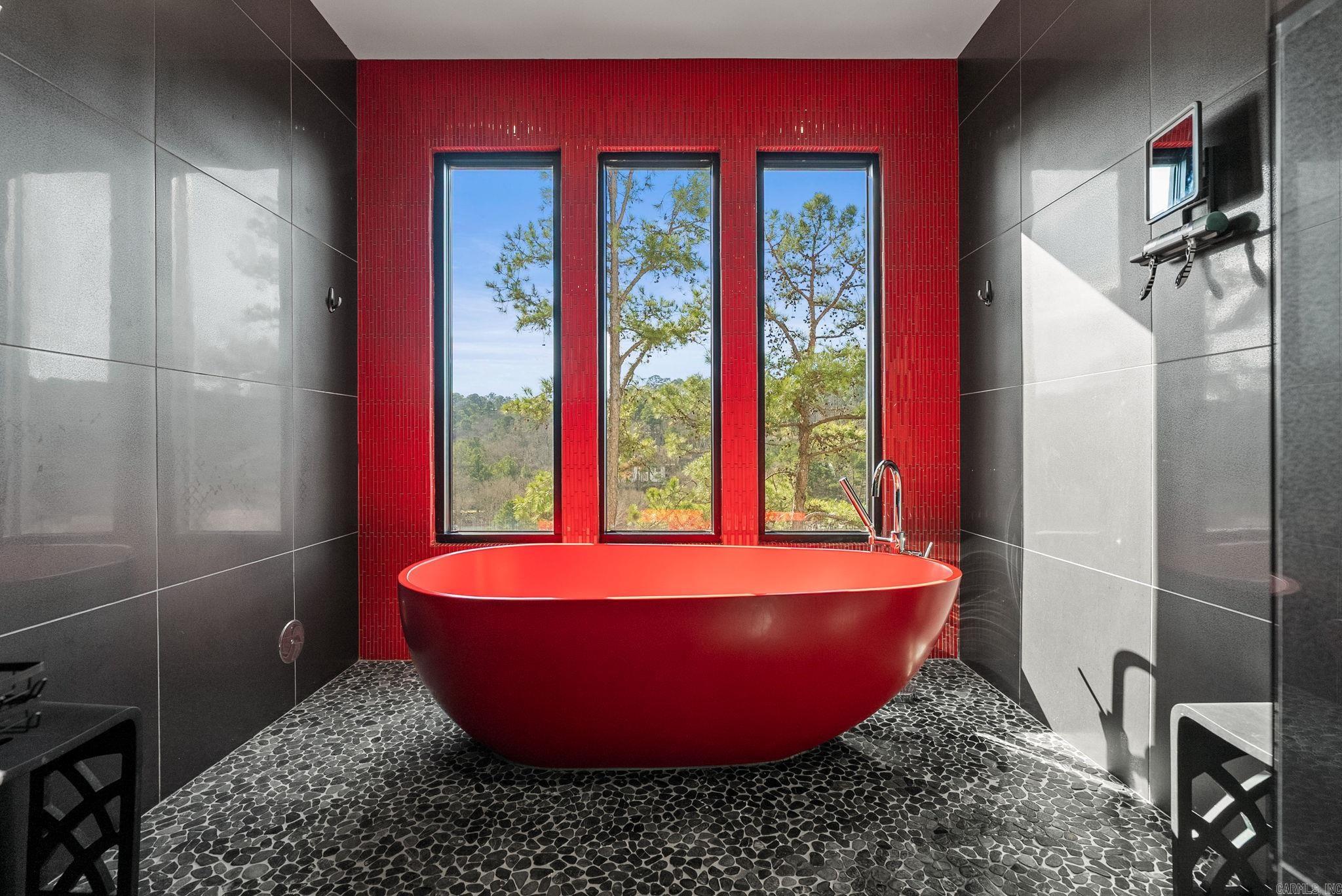 WOODGLEN PARK - Residential