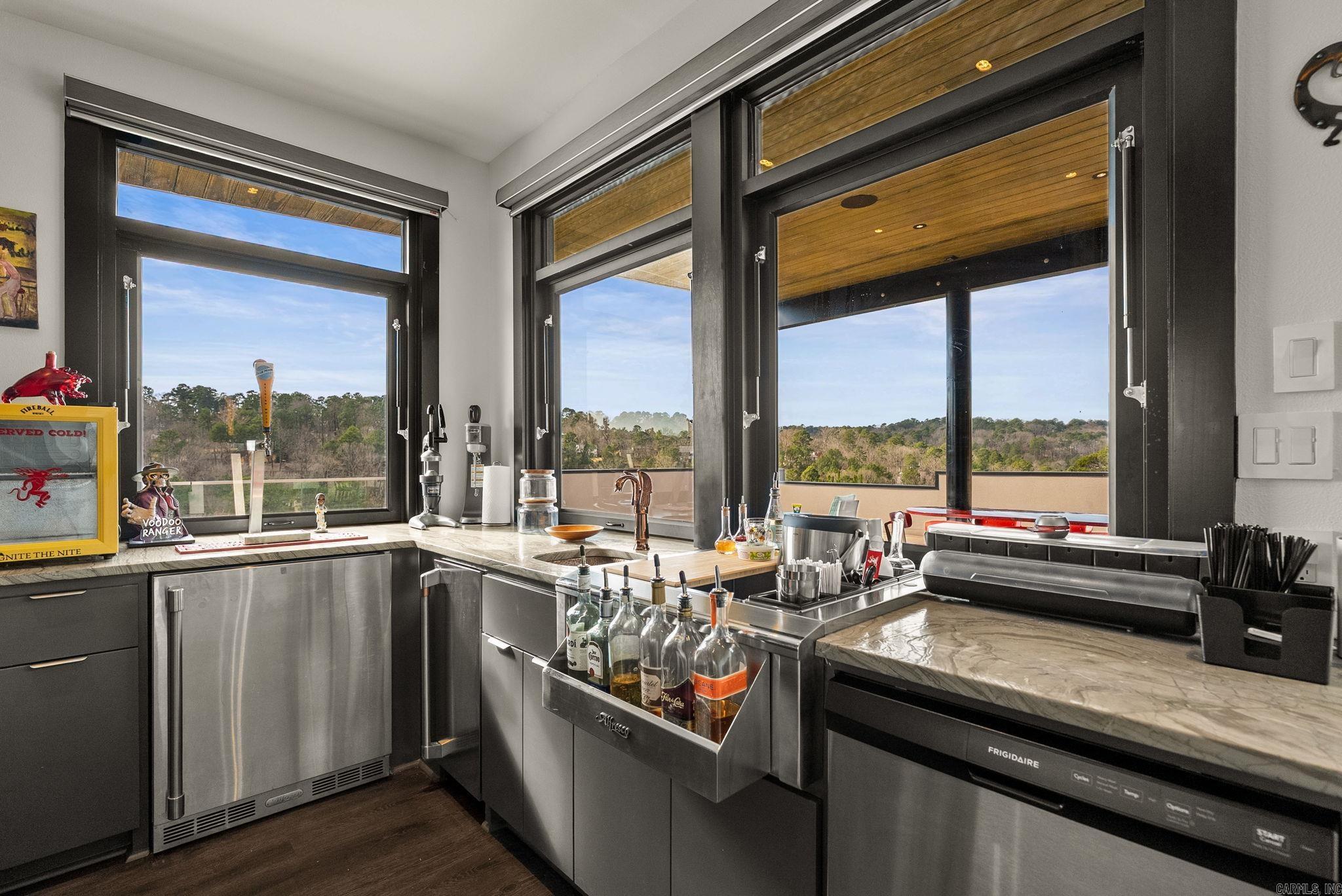 WOODGLEN PARK - Residential