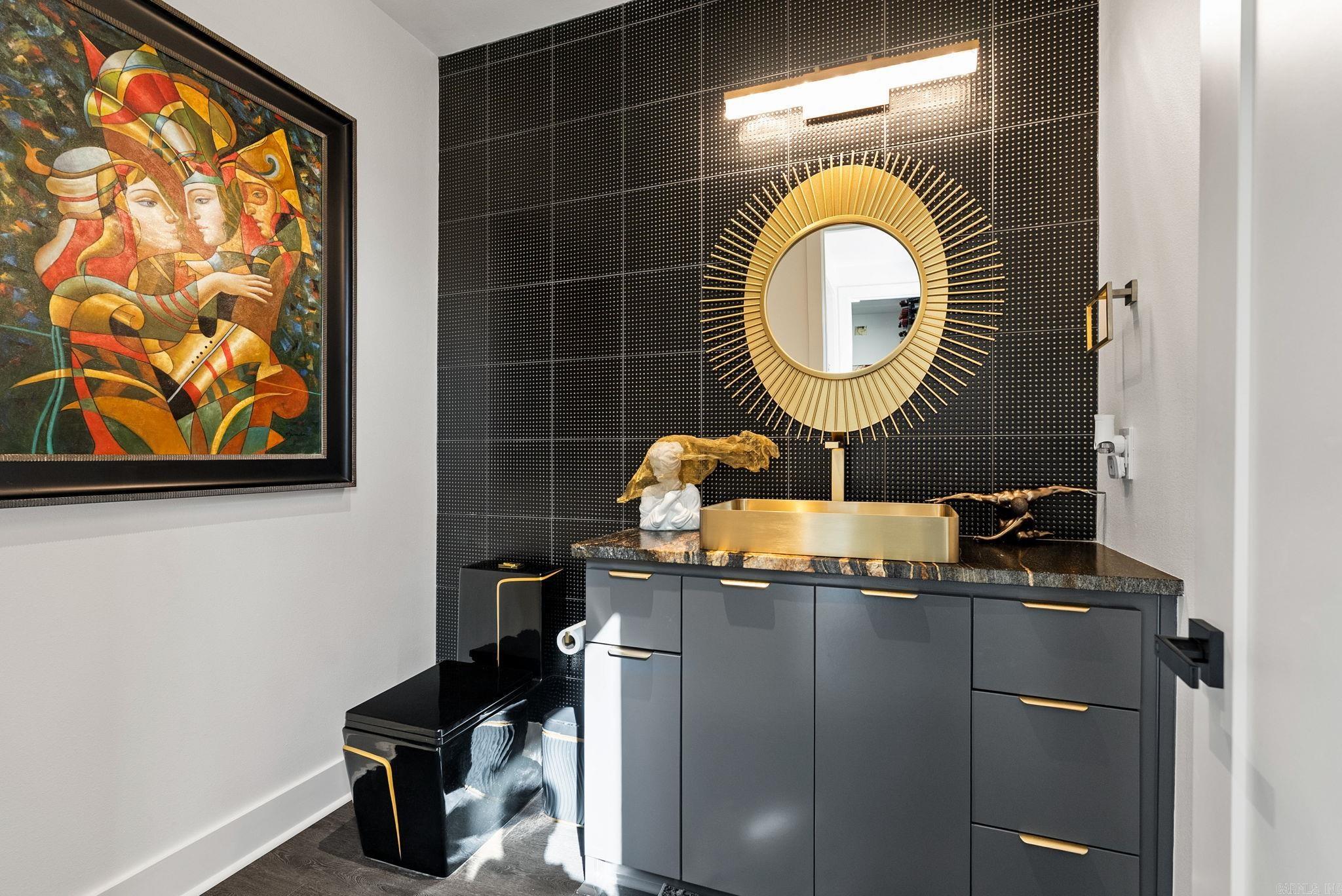 WOODGLEN PARK - Residential